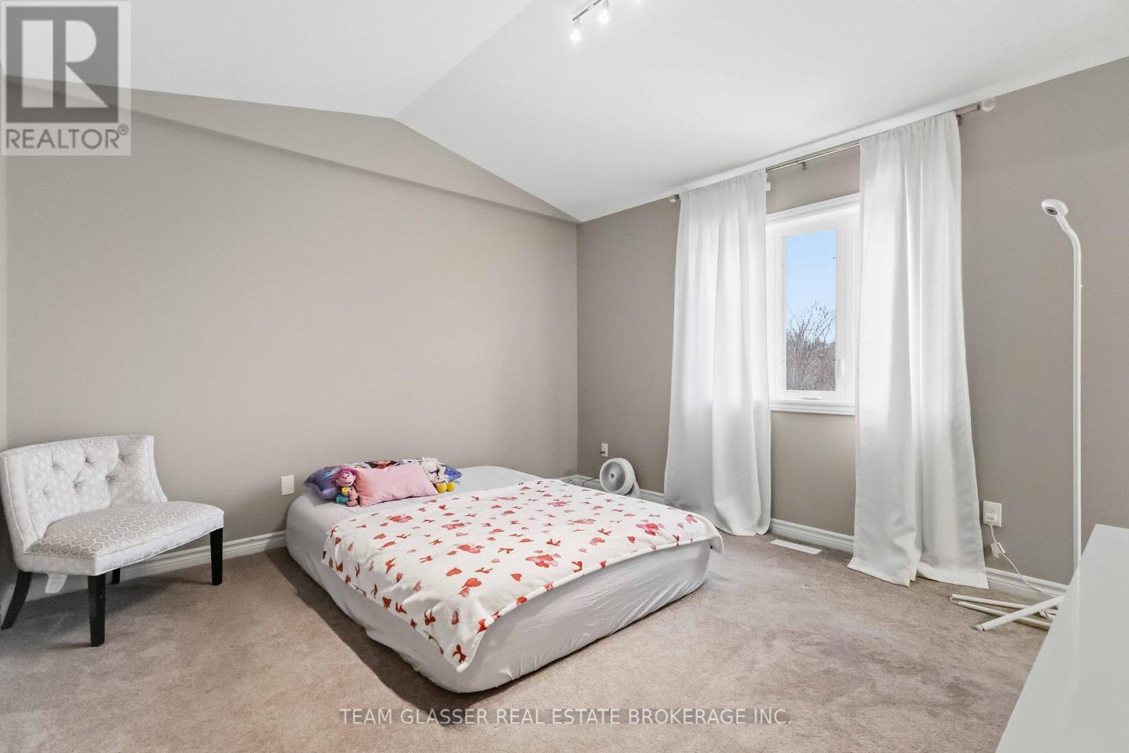 51 - 1924 Cedarhollow Boulevard, London North, Ontario N5X 0K3 - Photo 23 - X12846538