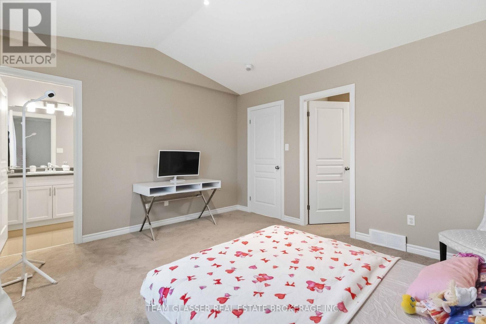 51 - 1924 Cedarhollow Boulevard, London North, Ontario N5X 0K3 - Photo 24 - X12846538