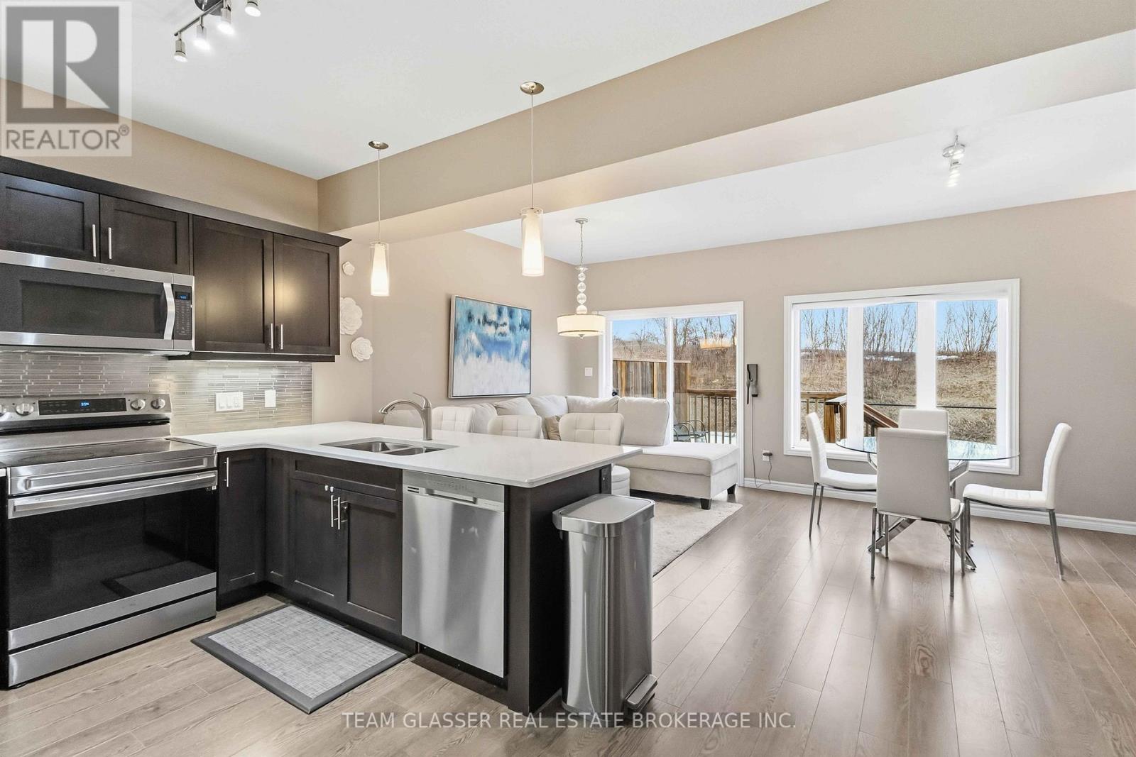 51 - 1924 Cedarhollow Boulevard, London North, Ontario N5X 0K3 - Photo 8 - X12846538