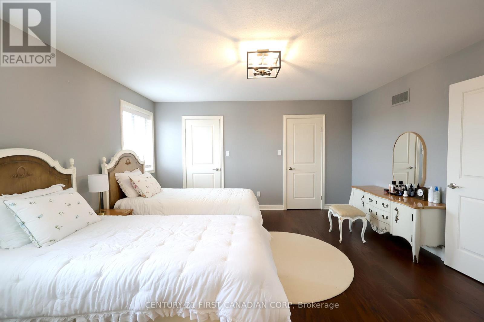 2369 Torrey Pines Way, London North, Ontario  N6G 0K6 - Photo 14 - X12846578