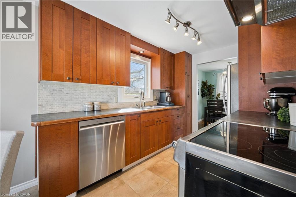 536 Westvale Drive, Waterloo, Ontario  N2T 2B7 - Photo 8 - 40807557