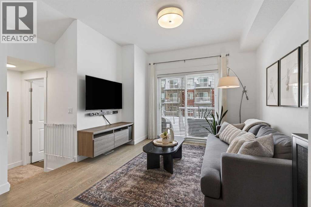 2105, 5305 32 Avenue Sw, Calgary, Alberta  T3E 8A2 - Photo 2 - A2289629