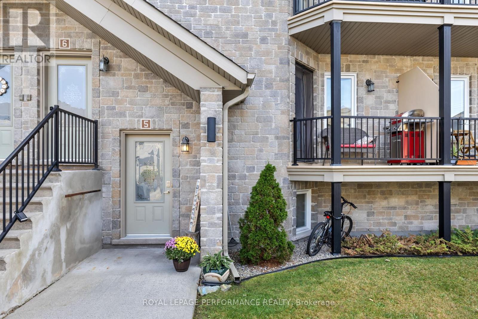 5 - 39 Main Street, The Nation, Ontario  K0A 2M0 - Photo 2 - X12846486