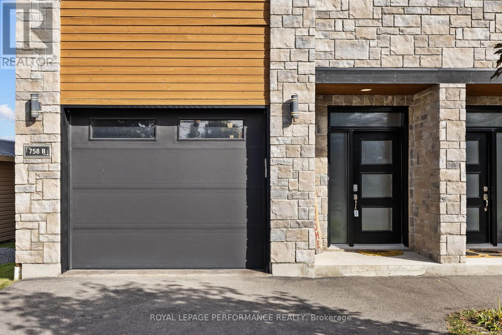 B - 758 St Joseph Street, Casselman, Ontario  K0A 1M0 - Photo 2 - X12846508