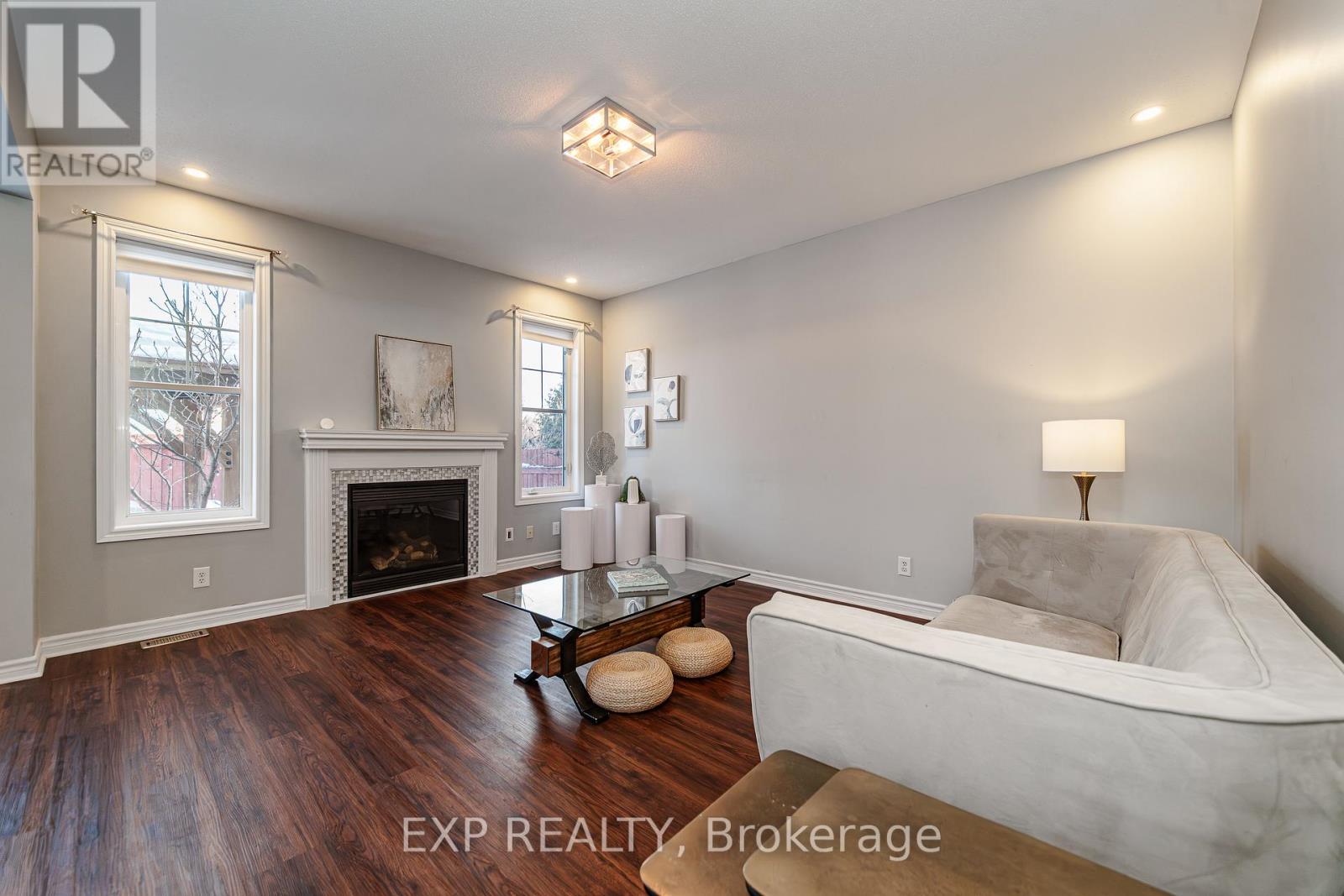 601 Rosehill Avenue, Ottawa, Ontario  K2S 0K3 - Photo 11 - X12846532