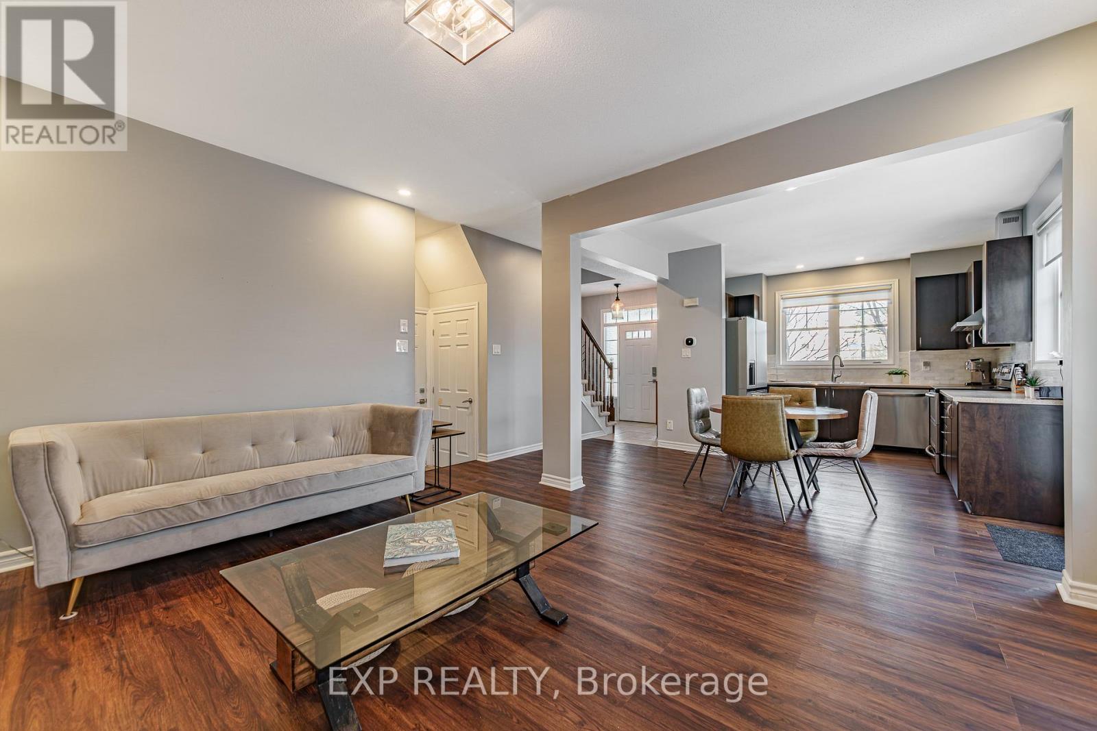 601 Rosehill Avenue, Ottawa, Ontario  K2S 0K3 - Photo 9 - X12846532