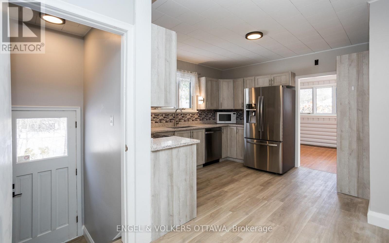 141 Rodney Crescent, Ottawa, Ontario  K1H 5K1 - Photo 24 - X12846556