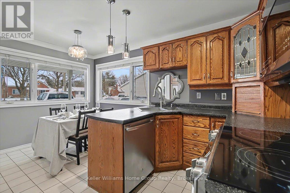 1520 Concession Road, Cambridge, Ontario  N3H 4L9 - Photo 3 - X12846552