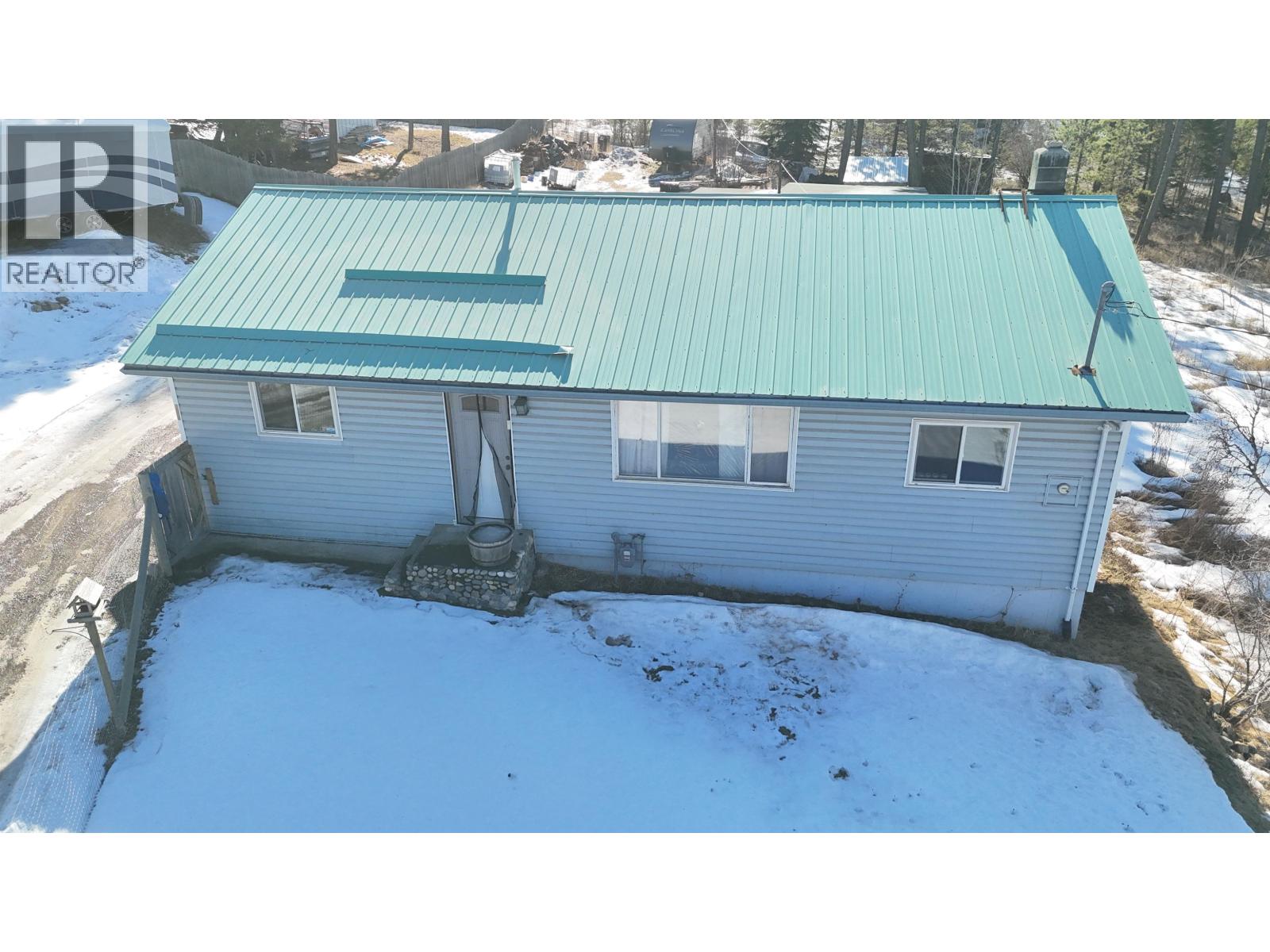 915 DOG CREEK ROAD, Williams Lake, British Columbia