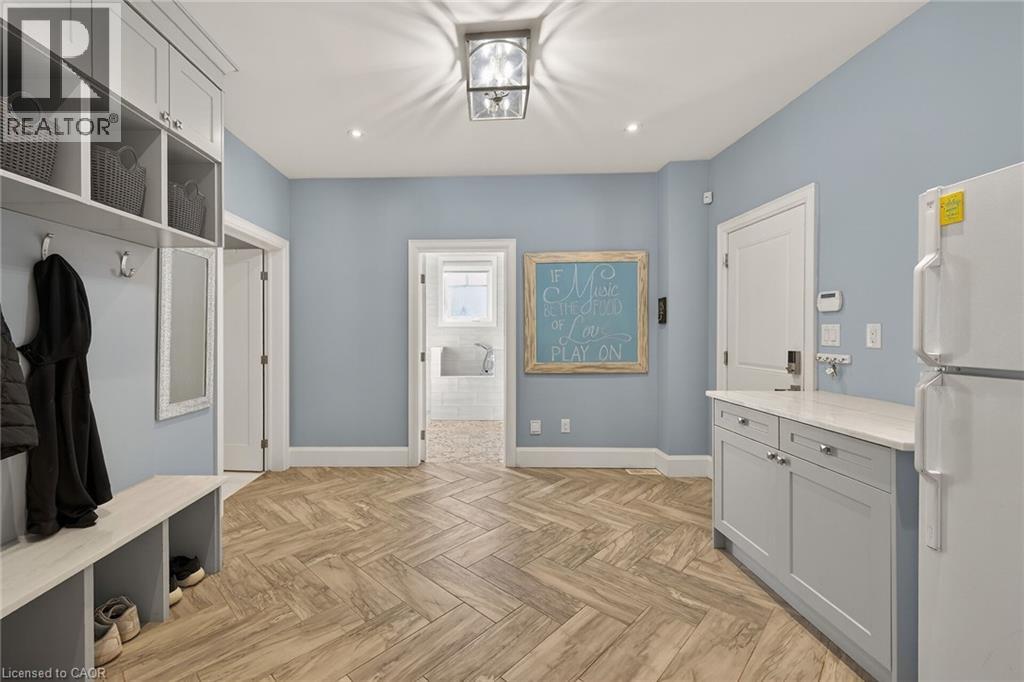 747 Vernon Place, Ancaster, Ontario  L9G 3H4 - Photo 30 - 40809135