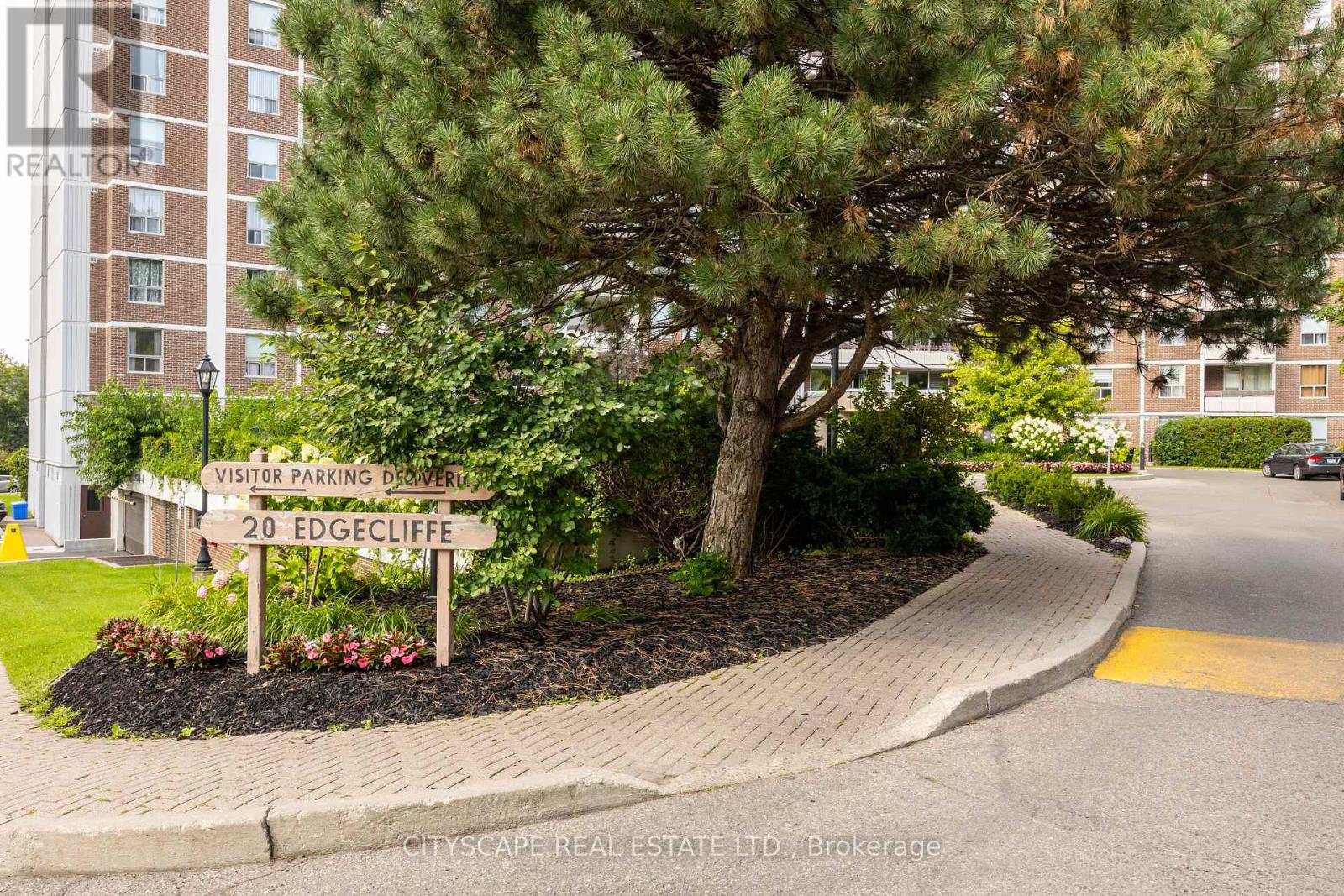 618 - 20 Edgecliff Golfway, Toronto, Ontario  M3C 3A4 - Photo 2 - C12846494
