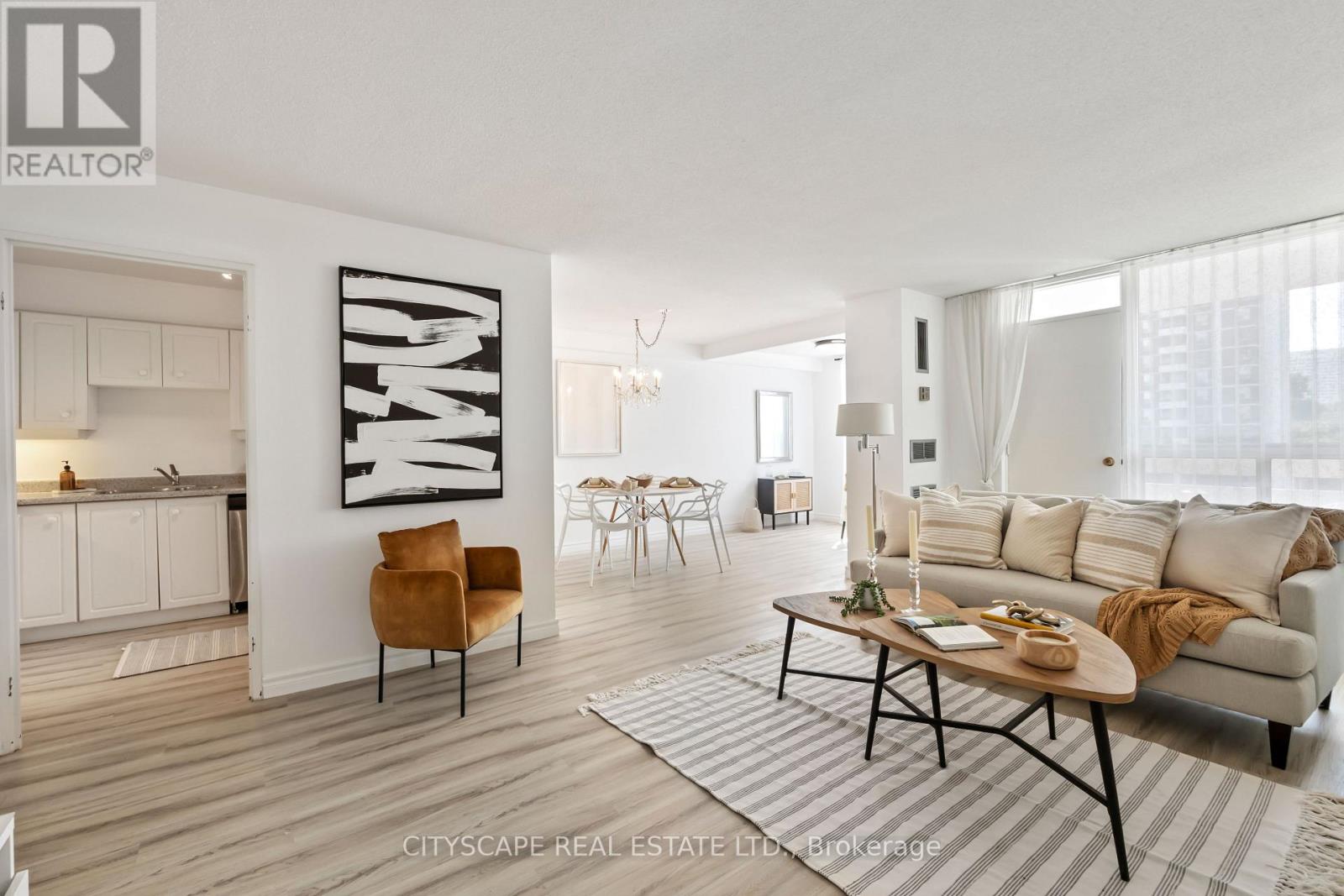 618 - 20 Edgecliff Golfway, Toronto, Ontario  M3C 3A4 - Photo 4 - C12846494