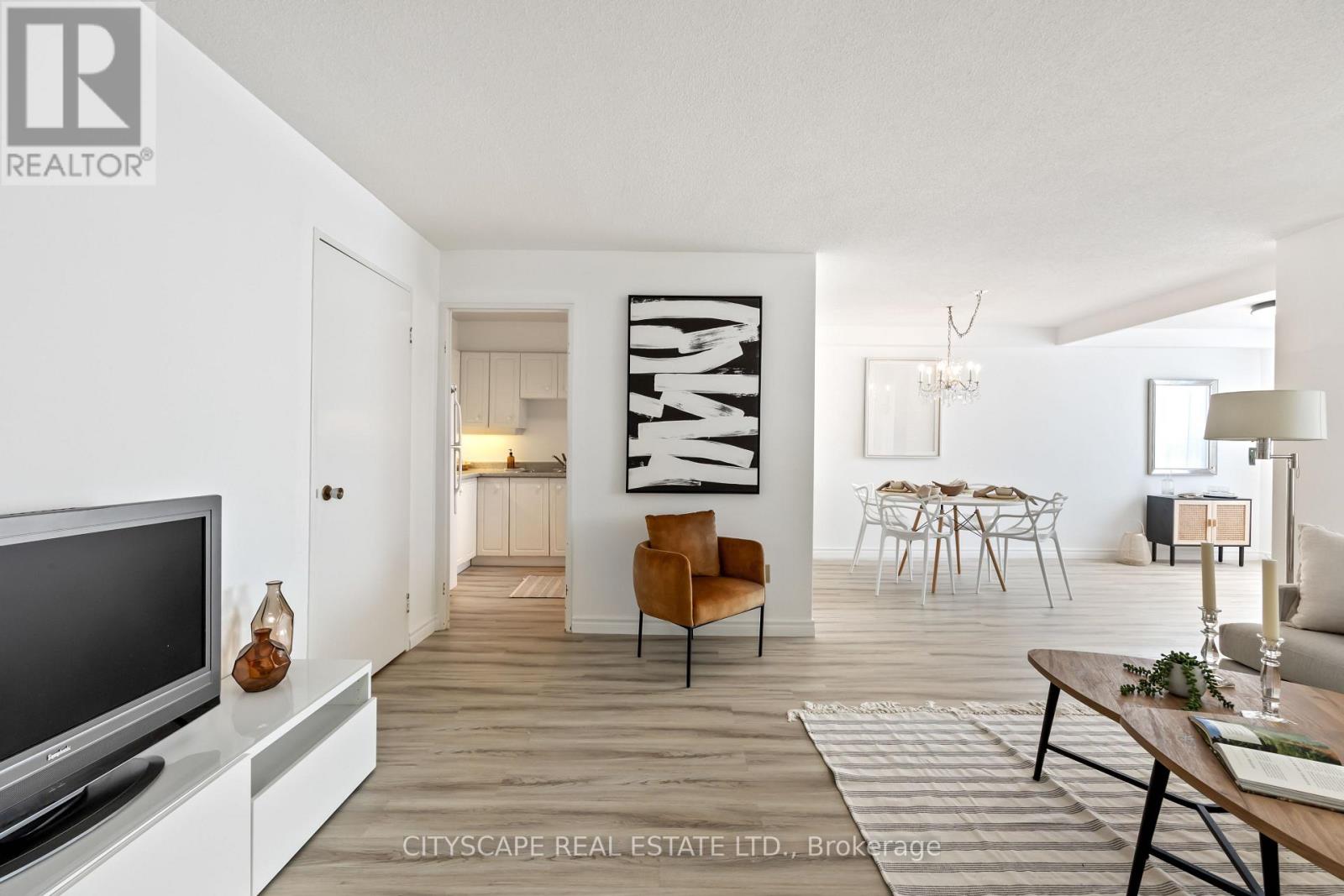 618 - 20 Edgecliff Golfway, Toronto, Ontario  M3C 3A4 - Photo 7 - C12846494