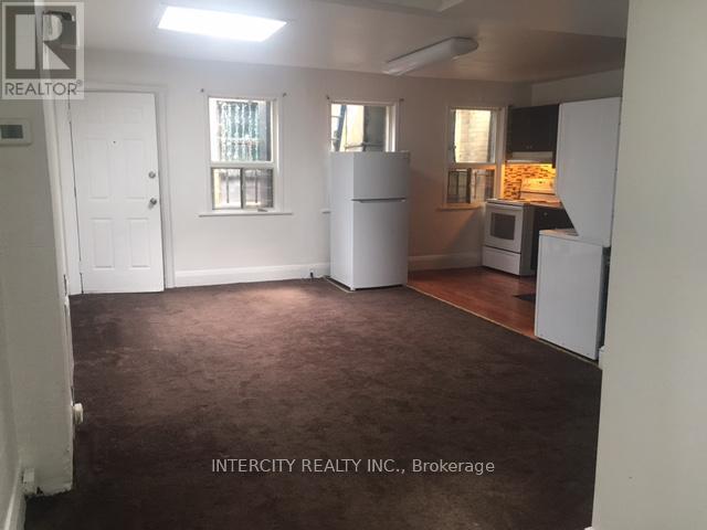 852-854 Eglinton Avenue W, Toronto, Ontario M6C 2B6 - Photo 5 - C12846500