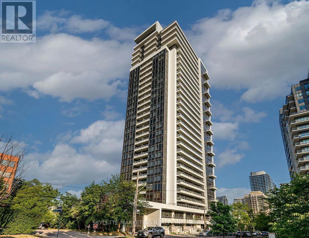 2802 - 75 CANTERBURY PLACE, Toronto, Ontario