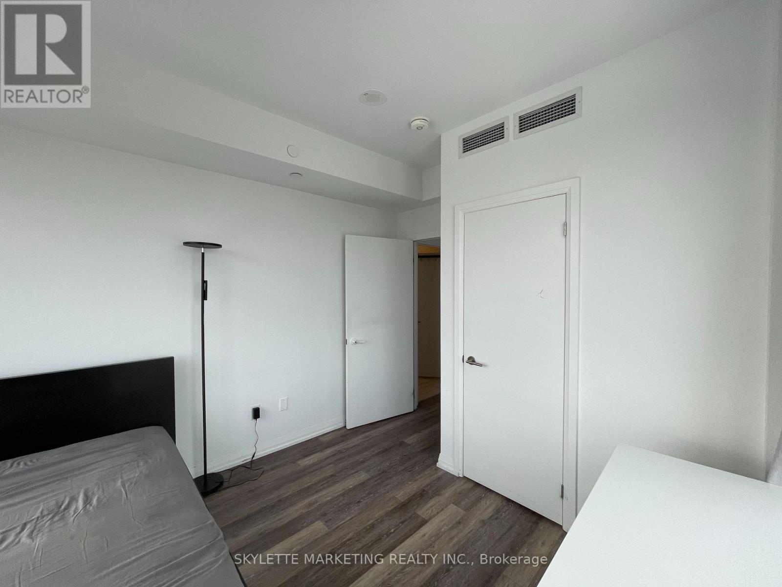 2802 - 75 Canterbury Place, Toronto, Ontario  M2N 2N1 - Photo 10 - C12846544