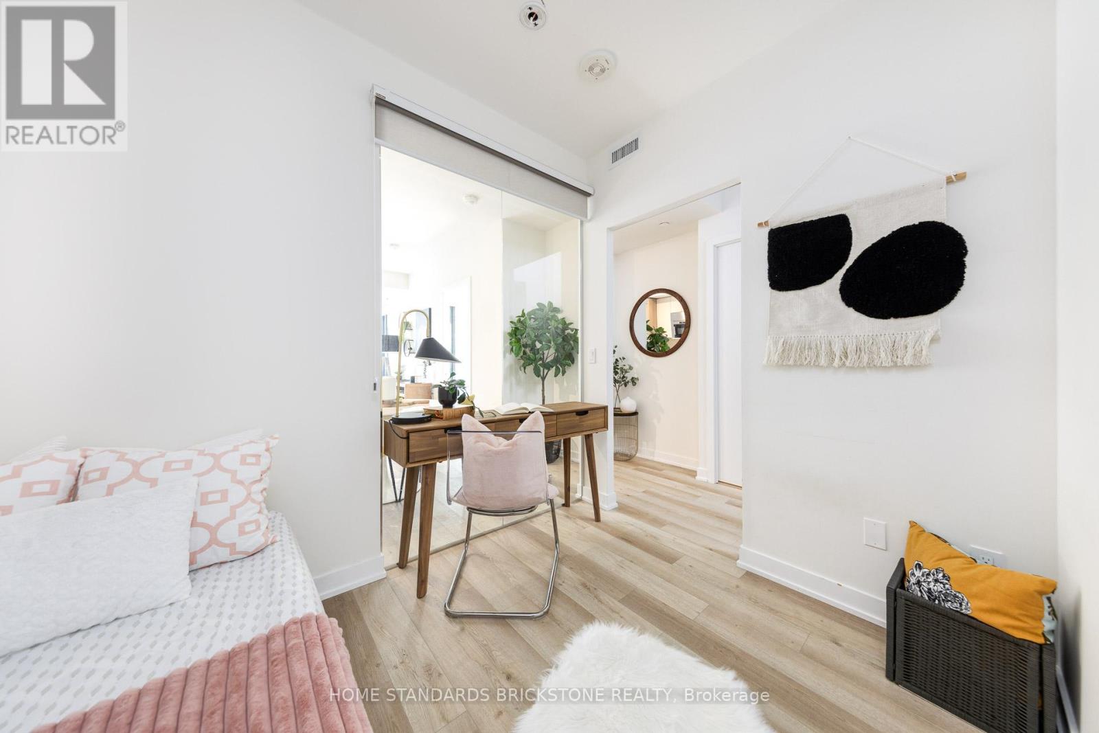 314 - 840 St Clair Avenue, Toronto, Ontario  M6C 0A4 - Photo 7 - C12846546