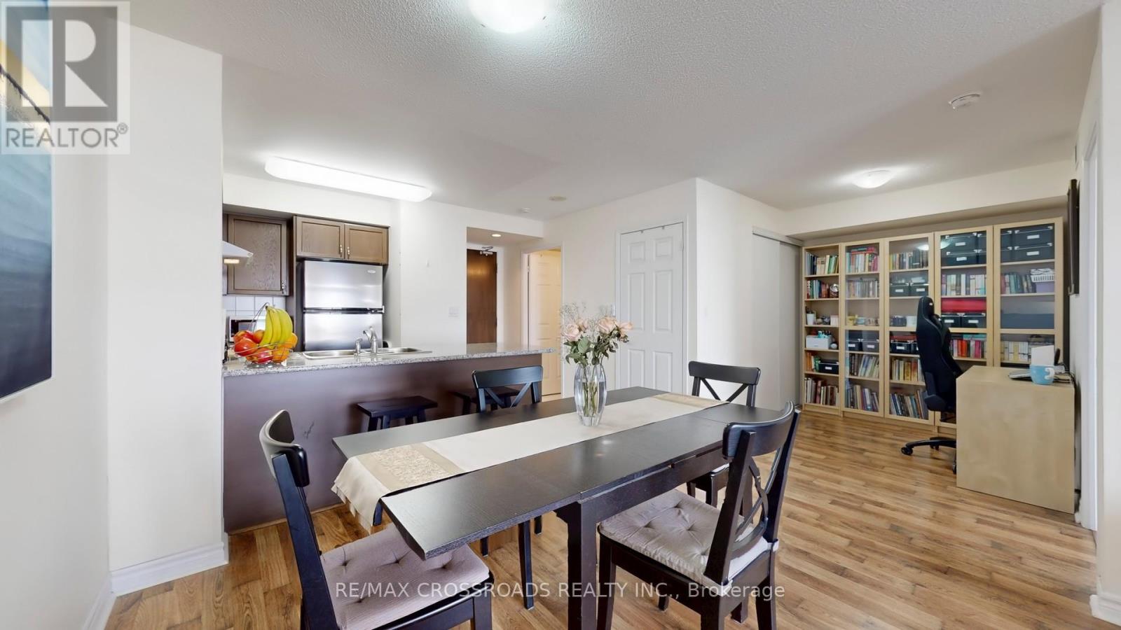 702 - 35 Hollywood Avenue, Toronto, Ontario  M2N 0A9 - Photo 16 - C12846558