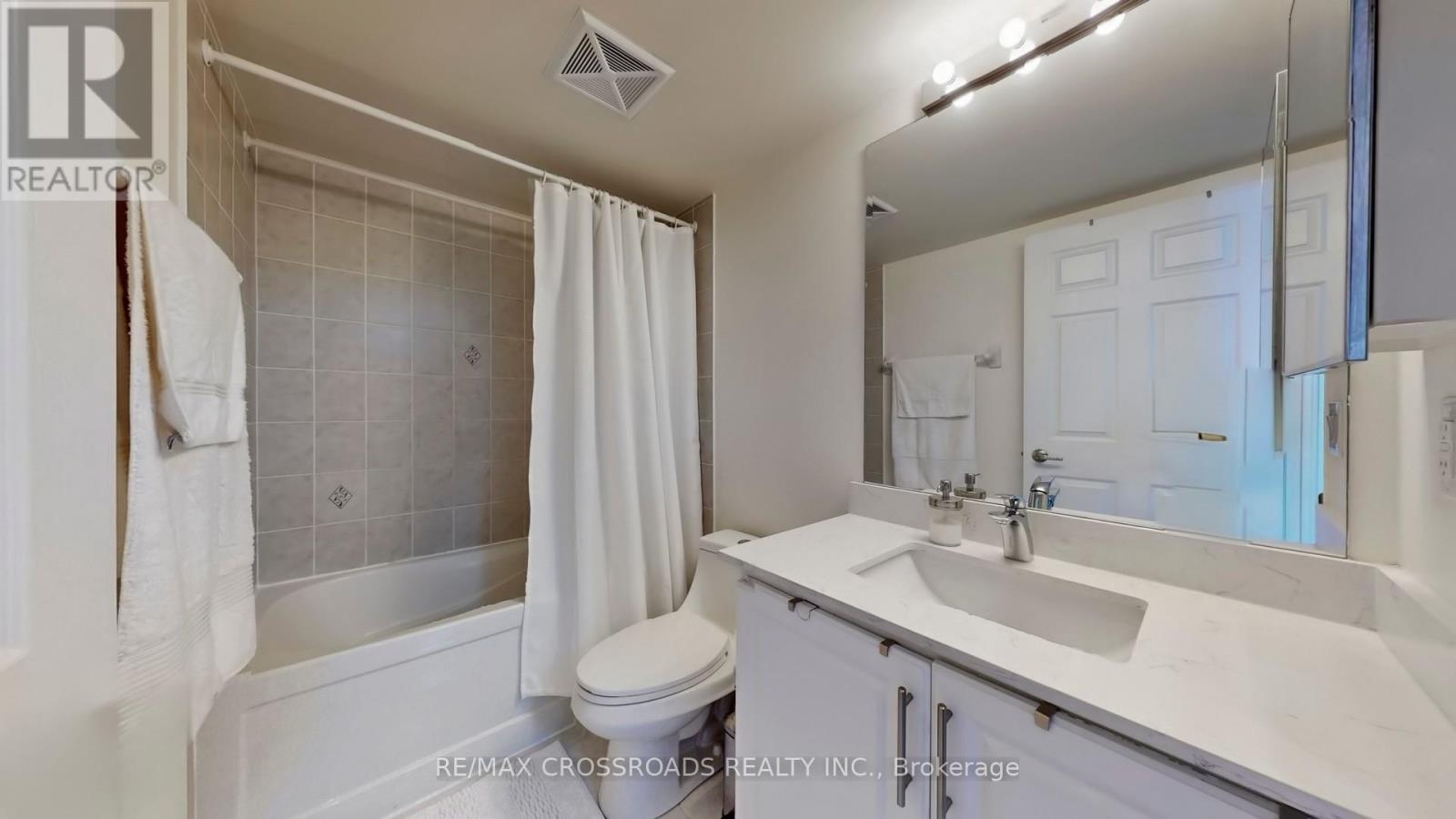 702 - 35 Hollywood Avenue, Toronto, Ontario  M2N 0A9 - Photo 31 - C12846558