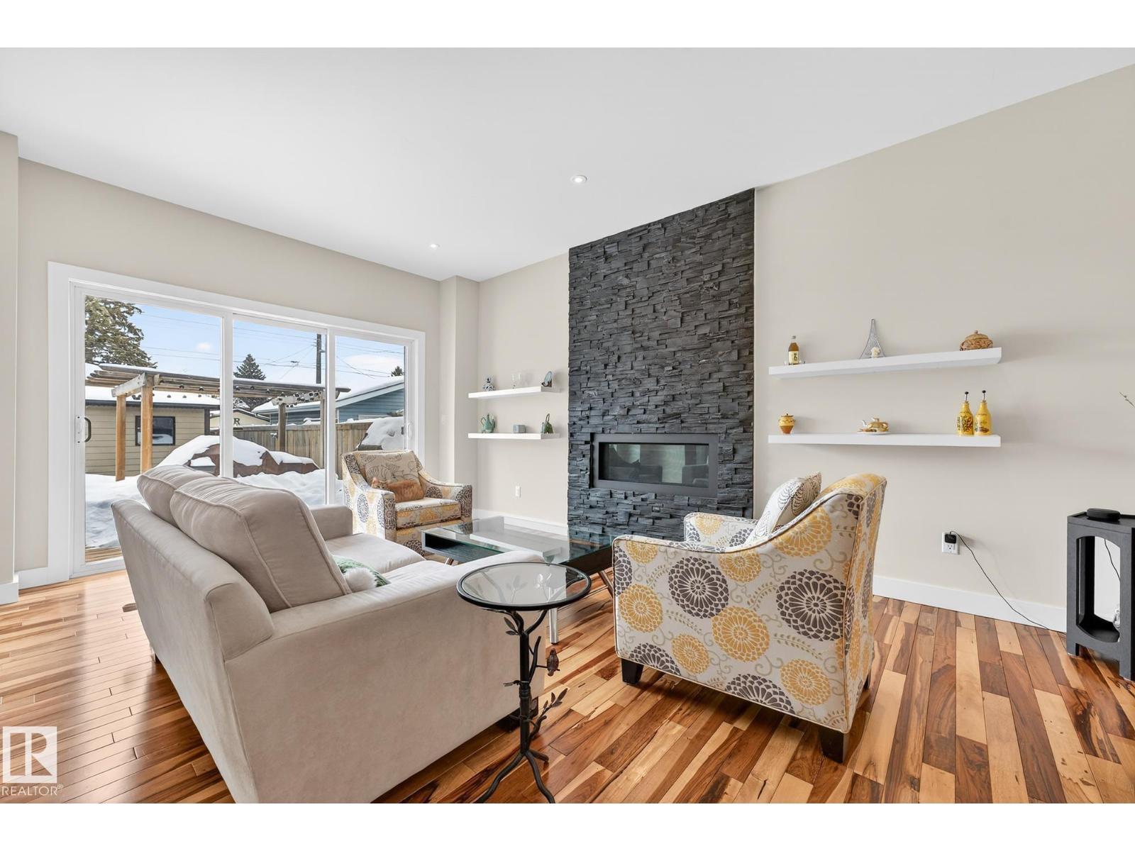 10283 89 St Nw, Edmonton, Alberta  T5H 1R3 - Photo 9 - E4475857