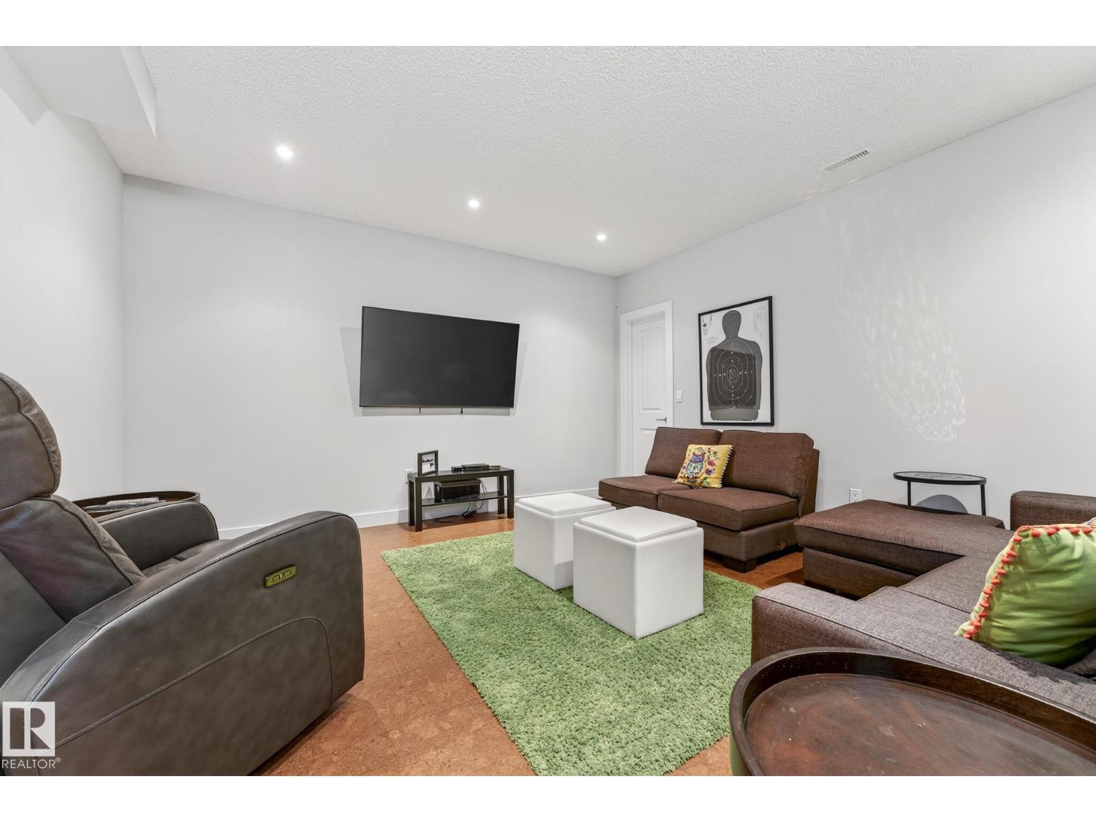 10283 89 St Nw, Edmonton, Alberta  T5H 1R3 - Photo 37 - E4475857