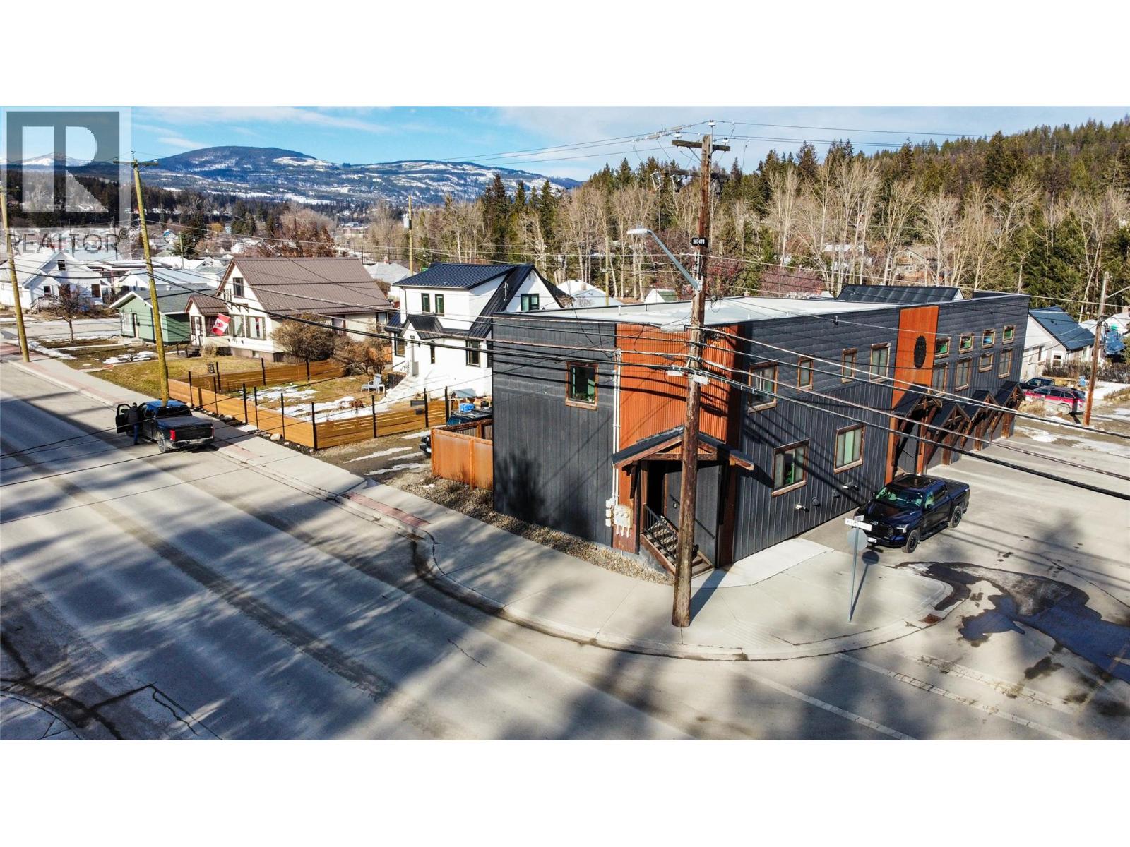 323 Banks Street Unit# 1, Kimberley, British Columbia  V1A 1H8 - Photo 3 - 10378088