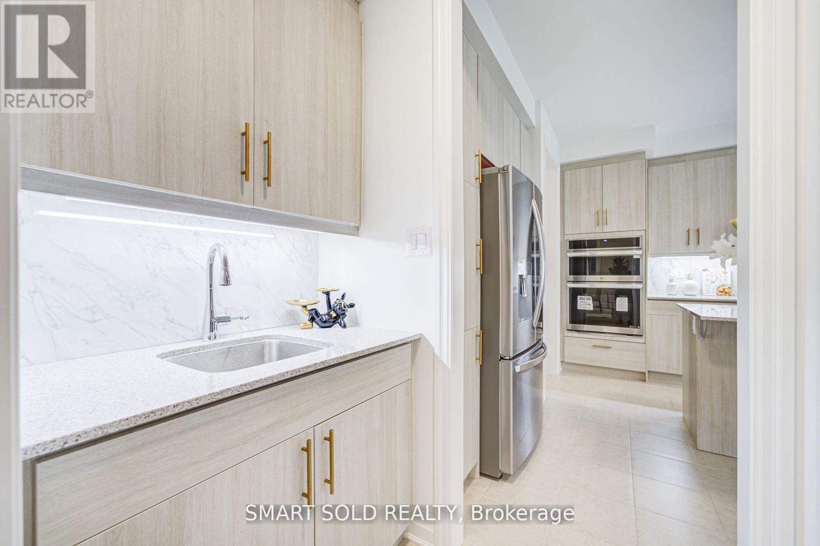 40 Misthollow Crescent, Markham, Ontario  L6C 3M5 - Photo 14 - N12846498