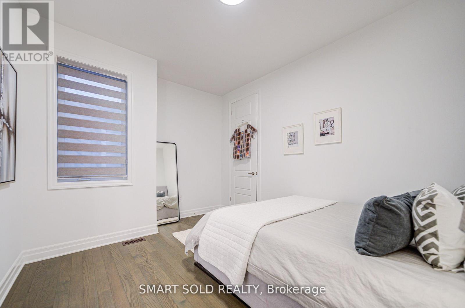 40 Misthollow Crescent, Markham, Ontario  L6C 3M5 - Photo 37 - N12846498