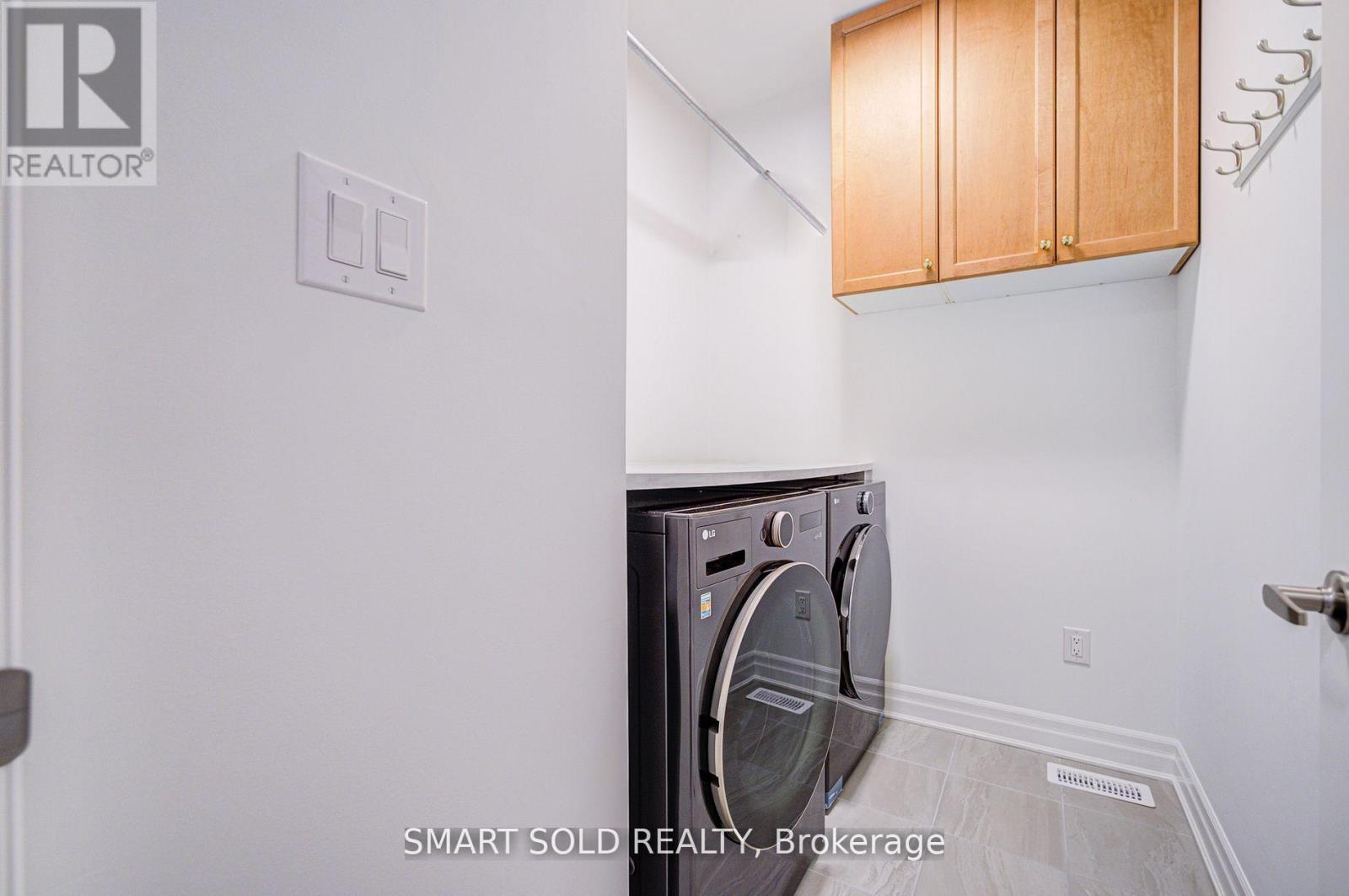 40 Misthollow Crescent, Markham, Ontario  L6C 3M5 - Photo 43 - N12846498