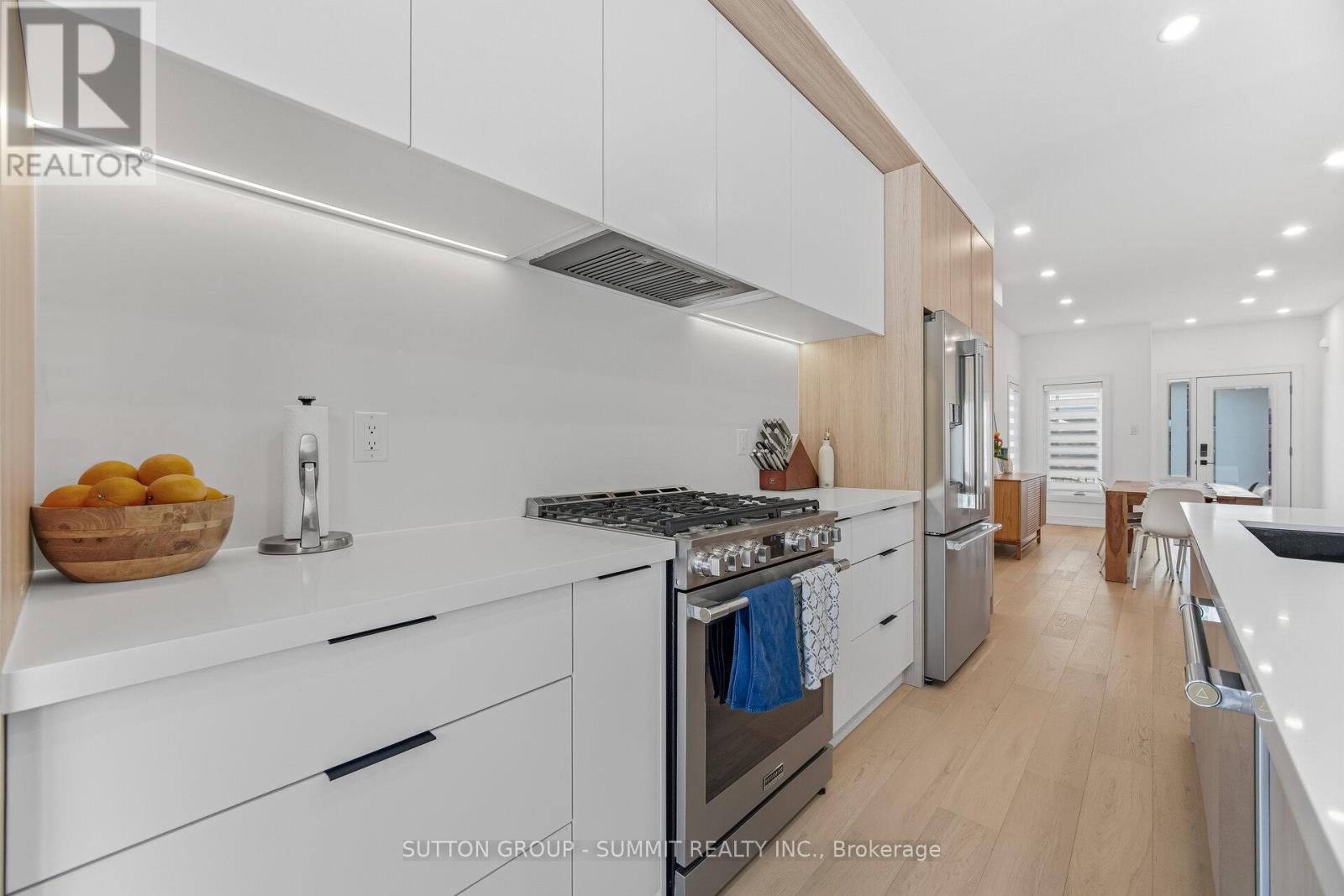 72 Ravineview Drive, Vaughan, Ontario  L6A 3T6 - Photo 13 - N12846568