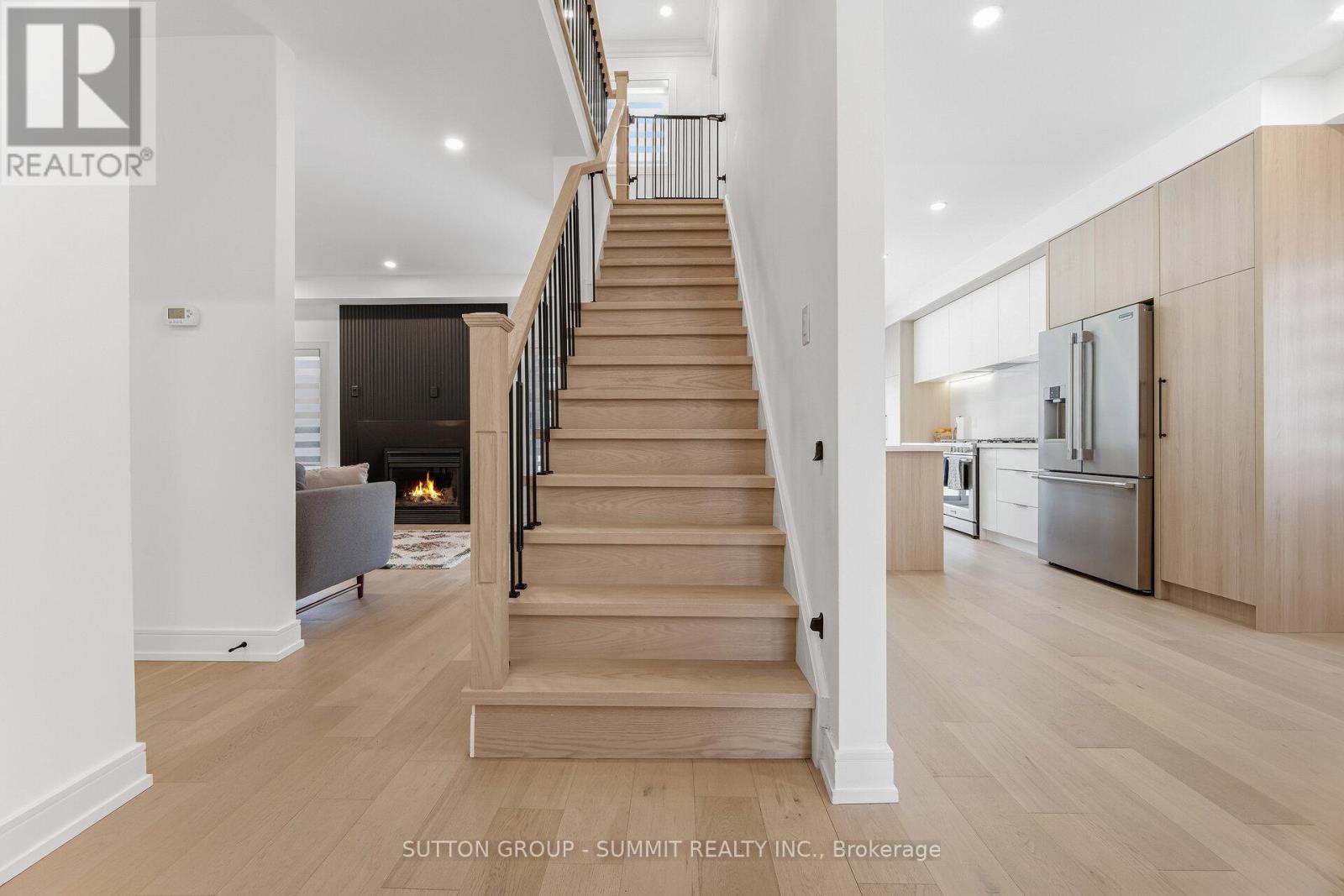 72 Ravineview Drive, Vaughan, Ontario  L6A 3T6 - Photo 22 - N12846568