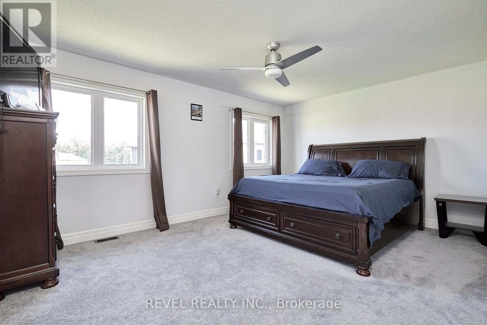 33 Wood Crescent, Essa, Ontario  L3W 0M5 - Photo 13 - N12846570