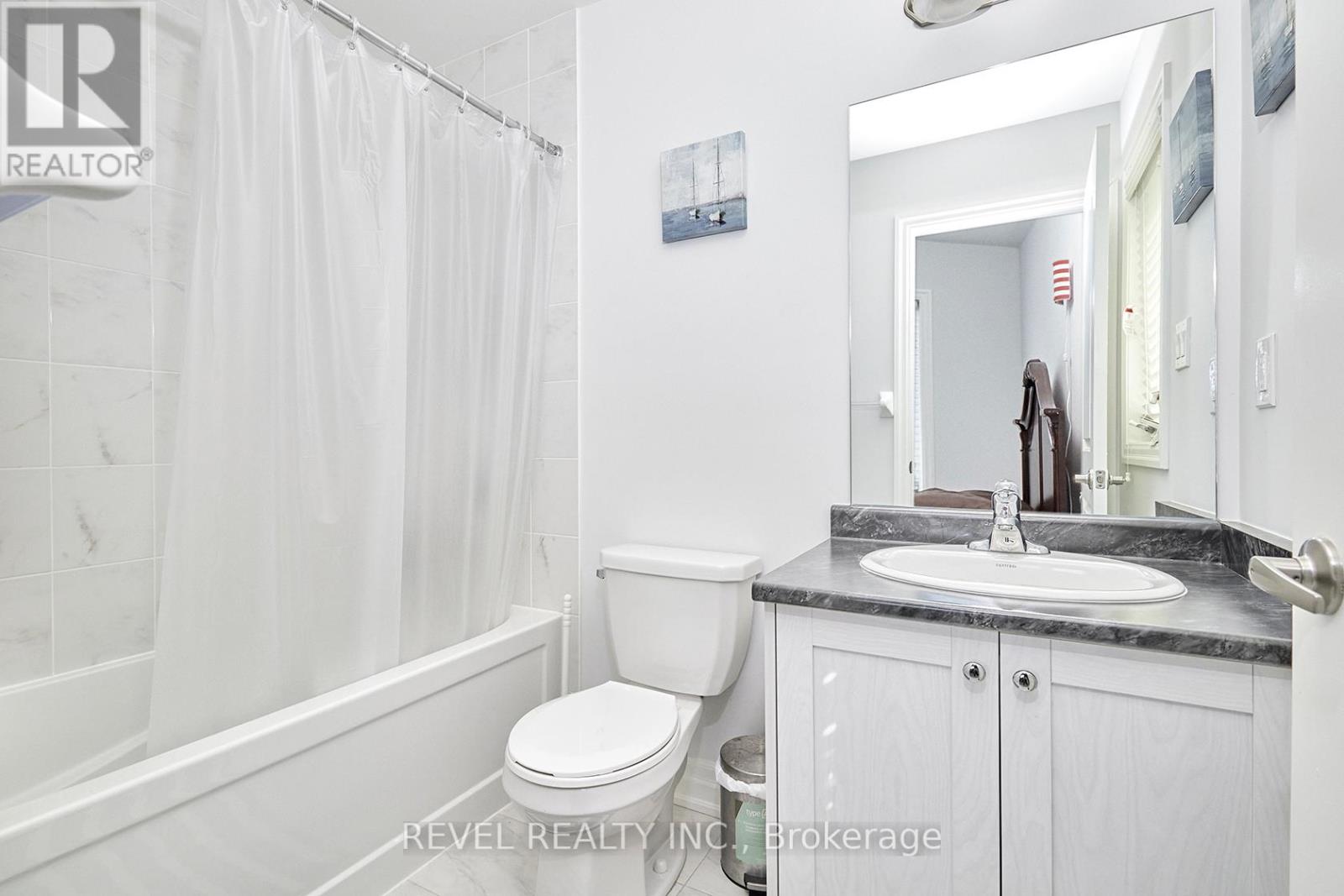 33 Wood Crescent, Essa, Ontario  L3W 0M5 - Photo 17 - N12846570