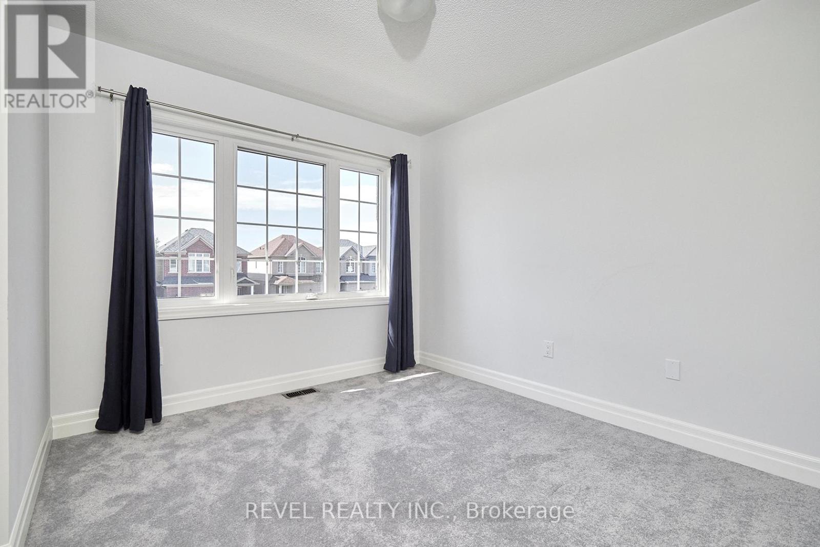 33 Wood Crescent, Essa, Ontario  L3W 0M5 - Photo 19 - N12846570