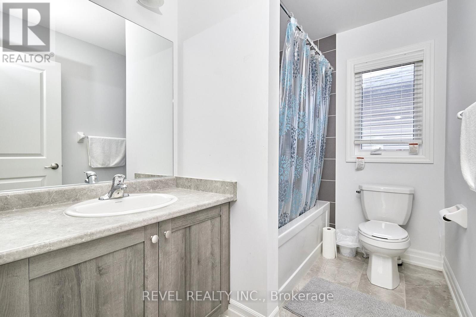 33 Wood Crescent, Essa, Ontario  L3W 0M5 - Photo 20 - N12846570