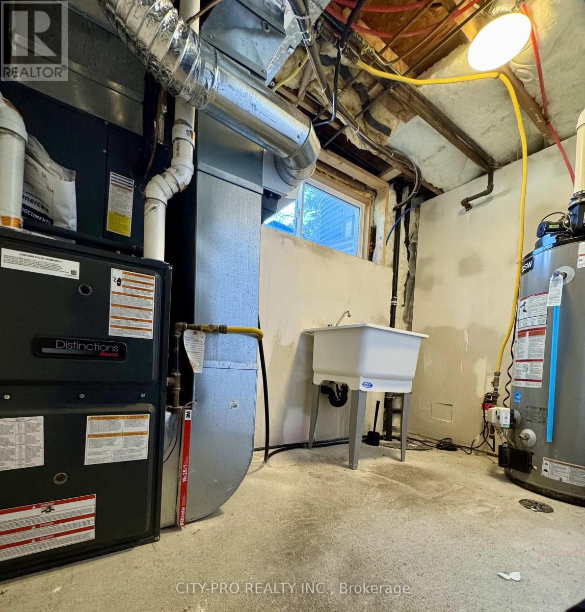 2848 Windwood Drive, Mississauga, Ontario  L5N 1W6 - Photo 42 - W12840446