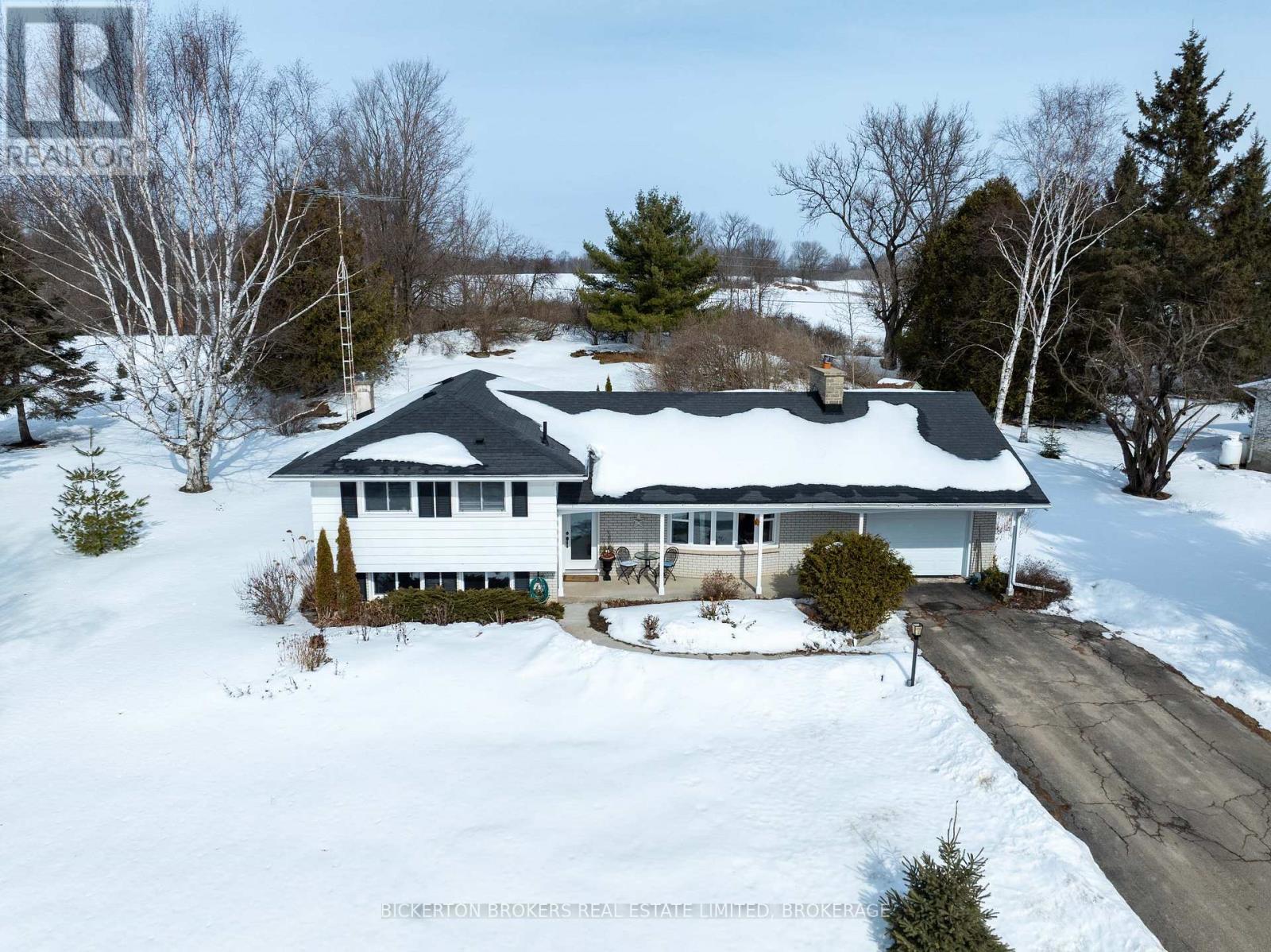 102 ROCKLIND CLOSE LANE N, Leeds and the Thousand Islands, Ontario