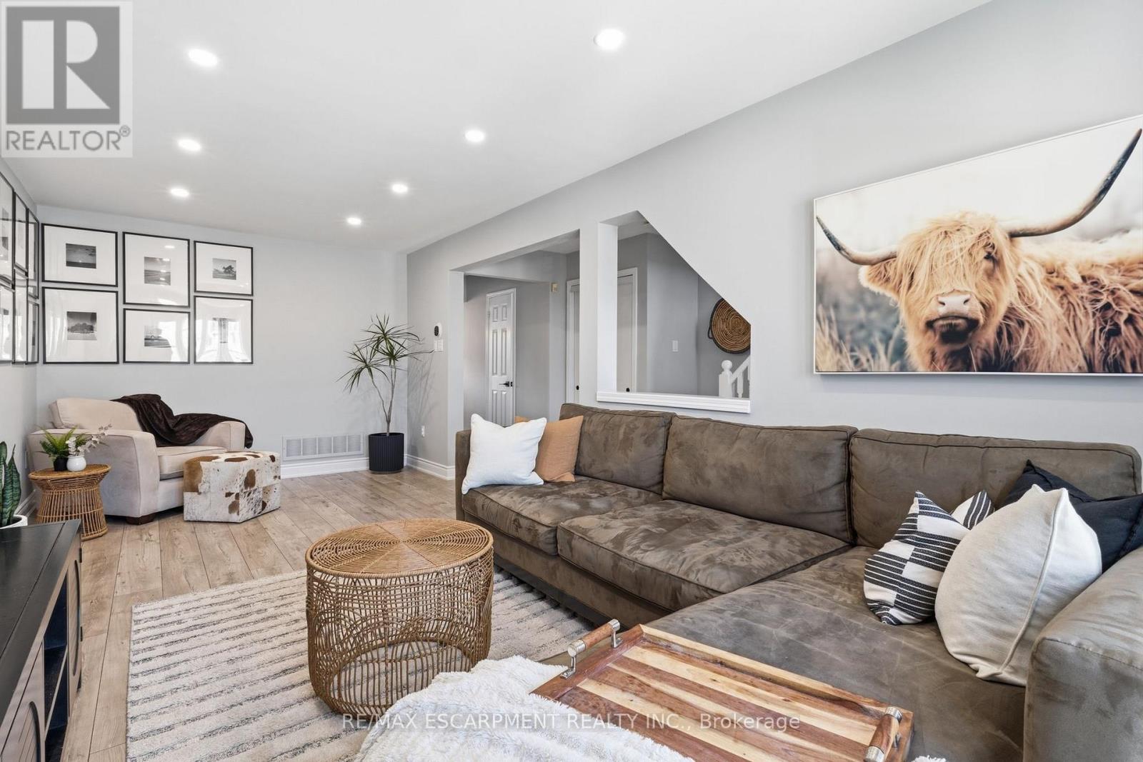 5123 Dryden Avenue, Burlington, Ontario  L7L 6L3 - Photo 22 - W12846534