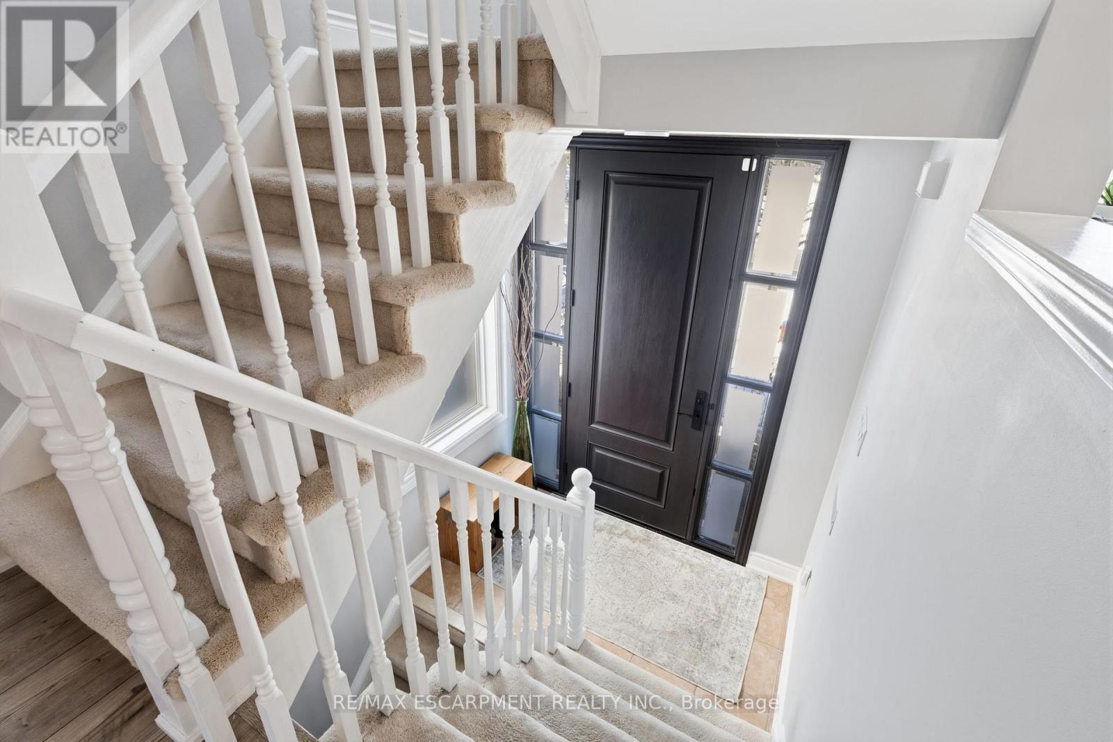 5123 Dryden Avenue, Burlington, Ontario  L7L 6L3 - Photo 9 - W12846534