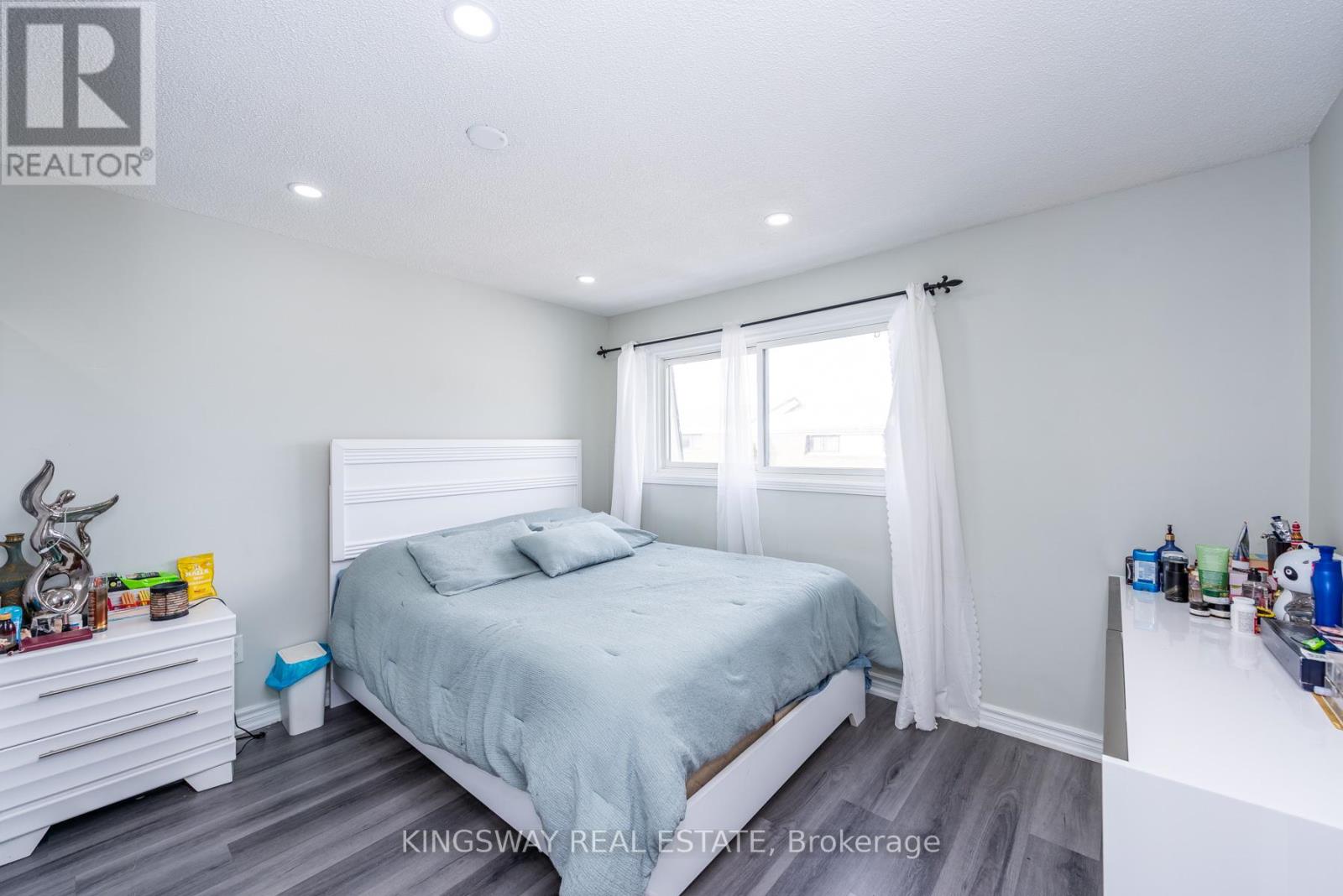 138 Ashton Crescent N, Brampton, Ontario  L6S 3J9 - Photo 28 - W12846540