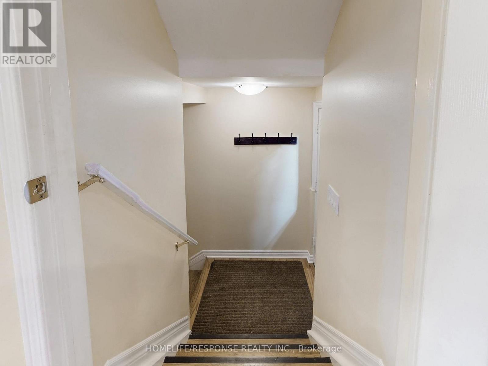 5134 Lampman Avenue, Burlington, Ontario  L7L 6L1 - Photo 30 - W12846550