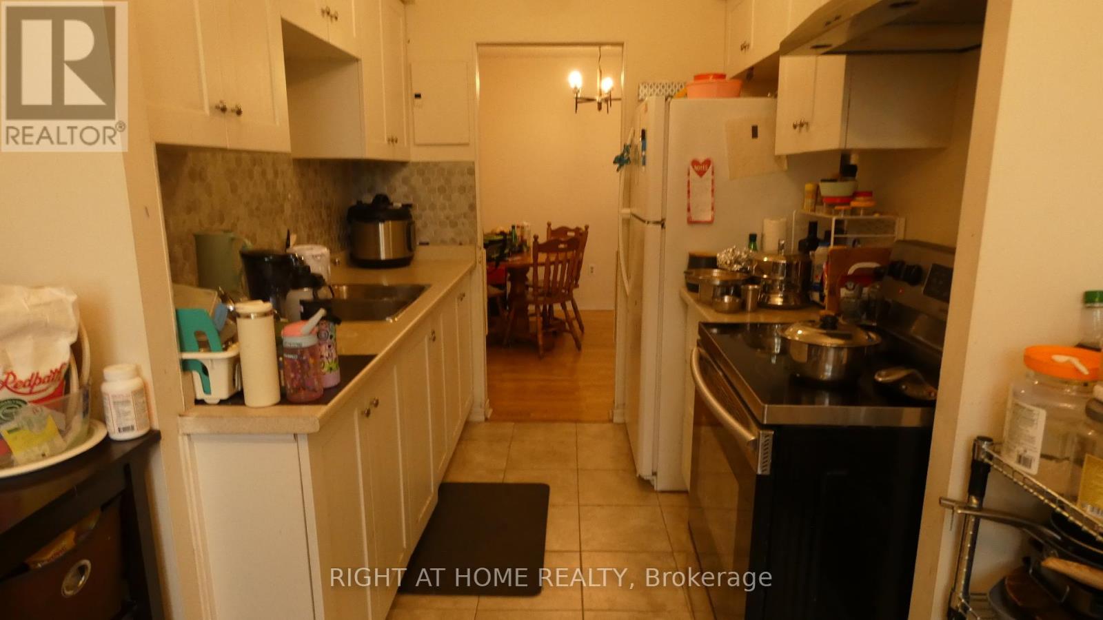 708 - 1615 Bloor Street N, Mississauga, Ontario  L4X 1S2 - Photo 10 - W12846566