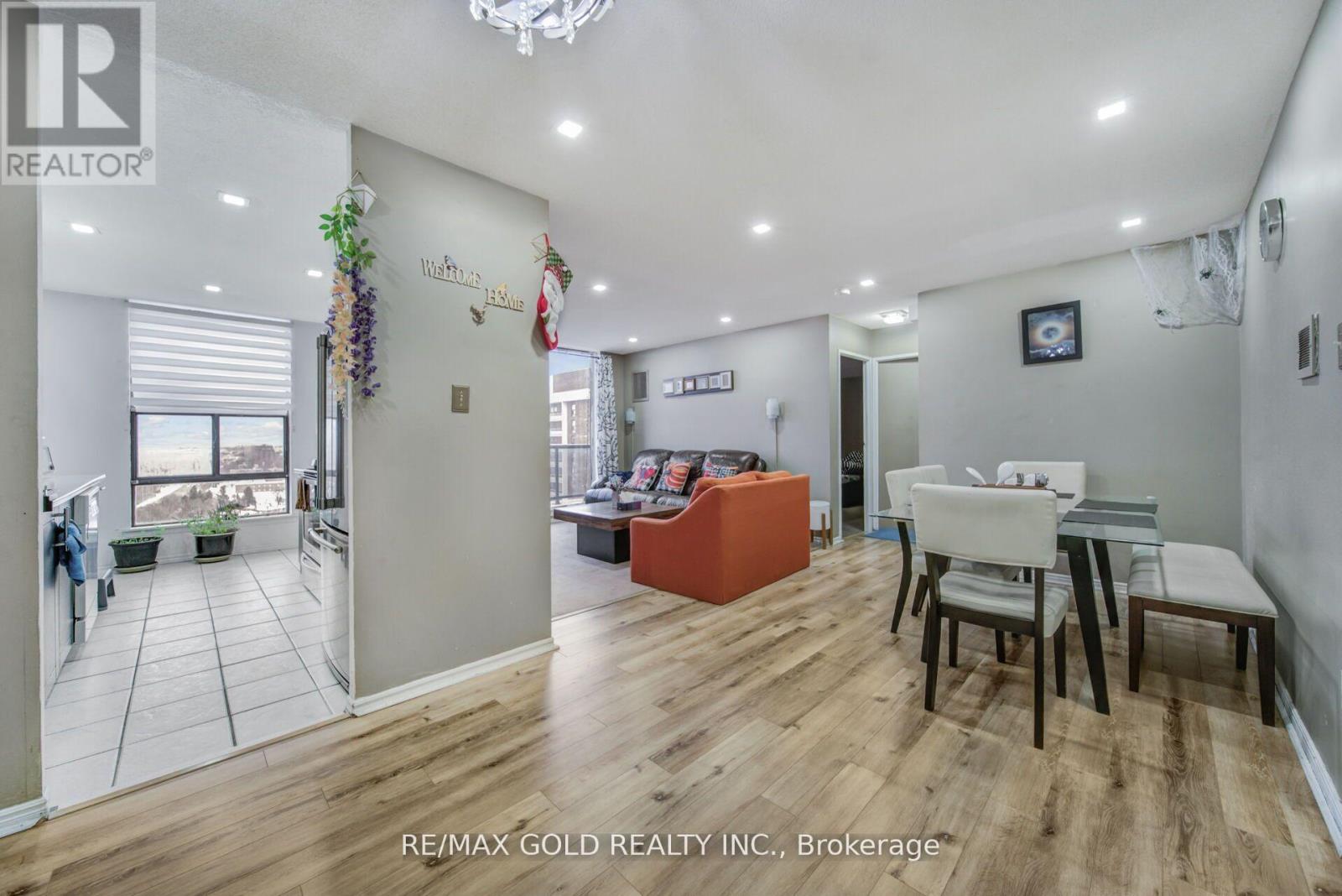 1905 - 21 Knightsbridge Road, Brampton, Ontario  L6T 3Y1 - Photo 14 - W12846572