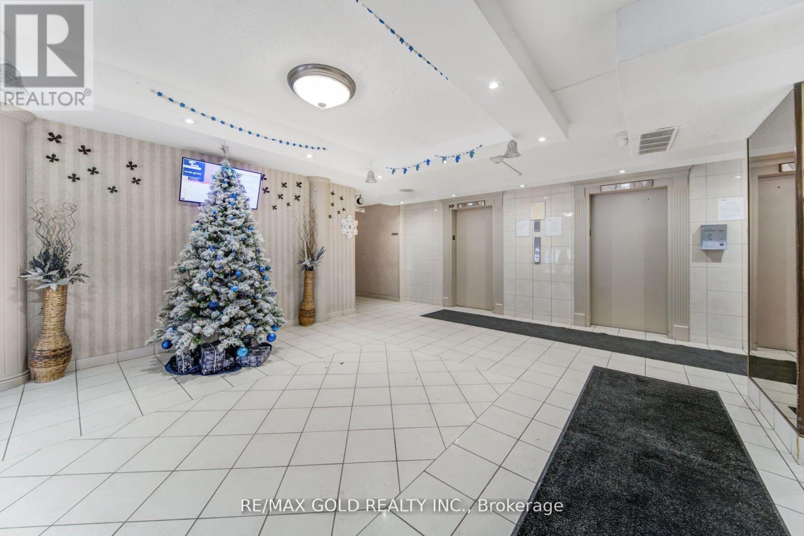 1905 - 21 Knightsbridge Road, Brampton, Ontario  L6T 3Y1 - Photo 3 - W12846572