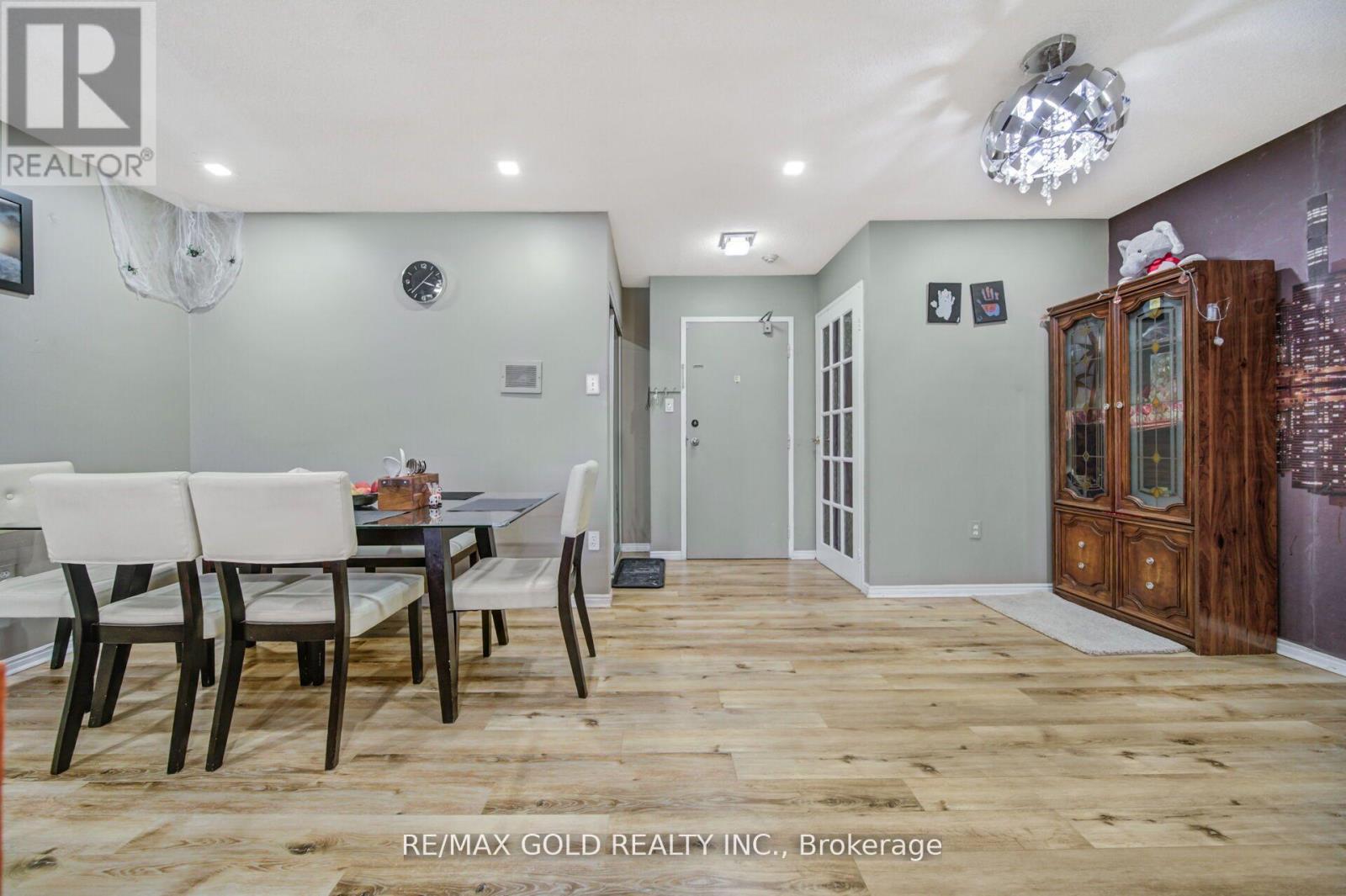 1905 - 21 Knightsbridge Road, Brampton, Ontario  L6T 3Y1 - Photo 7 - W12846572