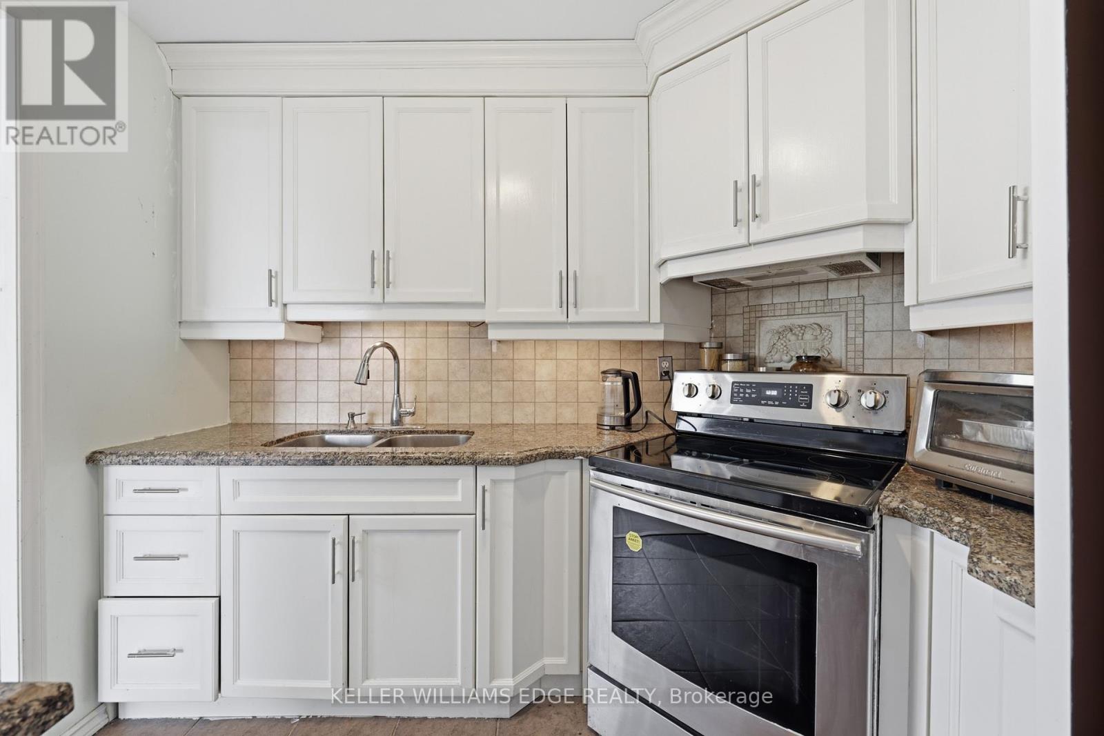 703 - 2345 Confederation Parkway, Mississauga, Ontario  L5B 2H3 - Photo 10 - W12846582