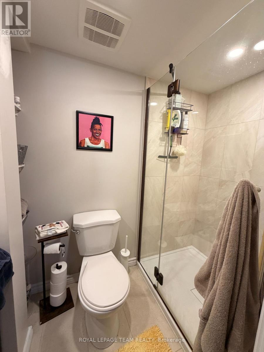 1268 & 1270 Erie Avenue, Ottawa, Ontario  K1V 6G4 - Photo 16 - X12843166