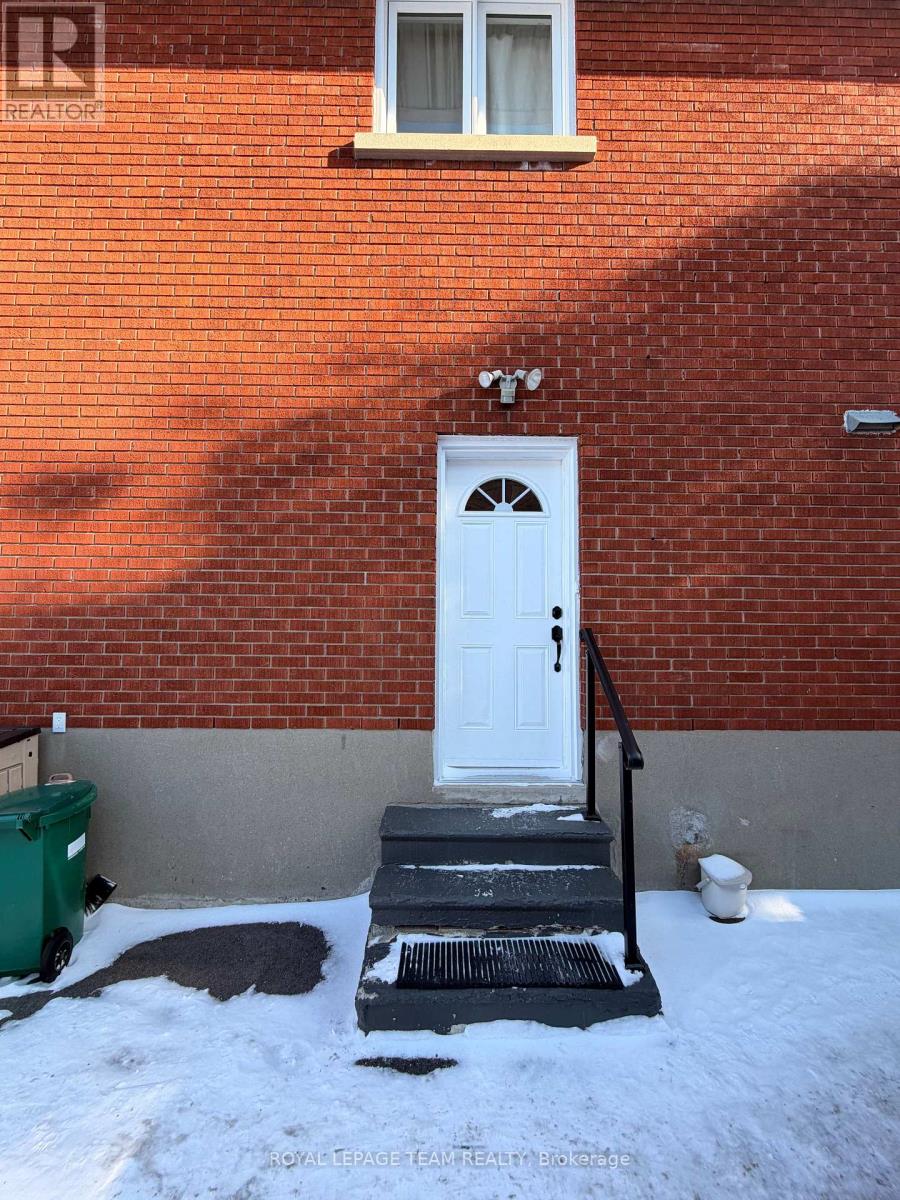 1268 & 1270 Erie Avenue, Ottawa, Ontario  K1V 6G4 - Photo 19 - X12843166