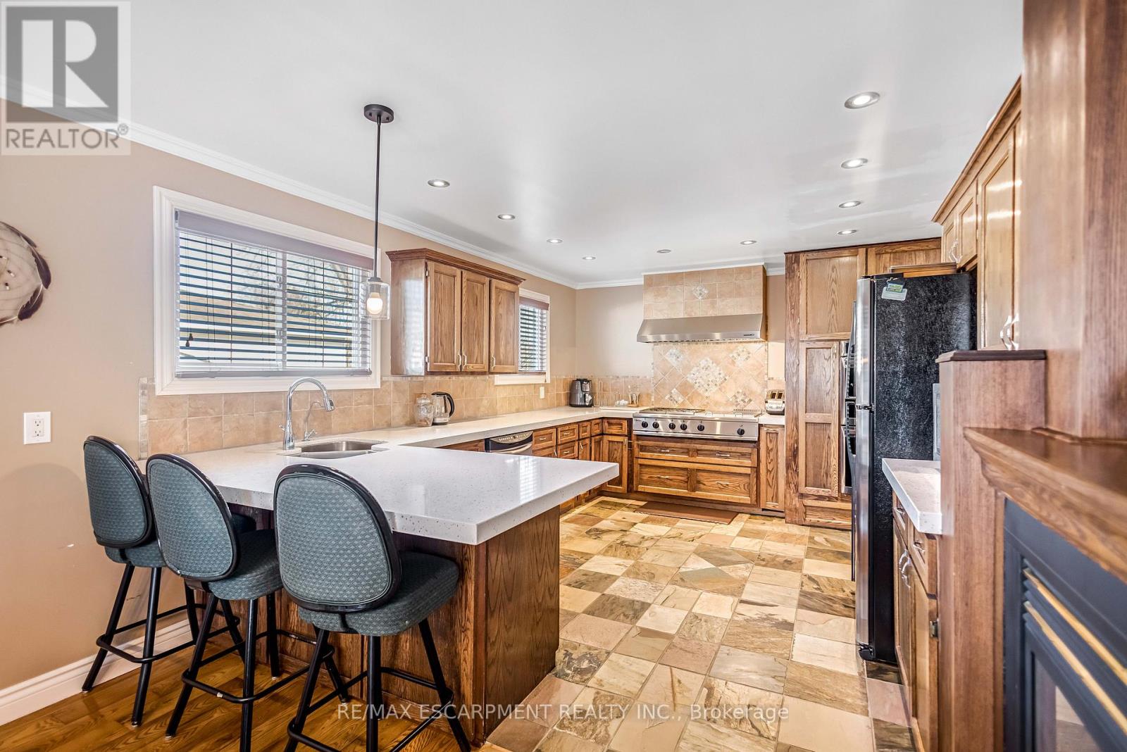 97 Kinross Street, Haldimand, Ontario  N3W 1J9 - Photo 12 - X12846488