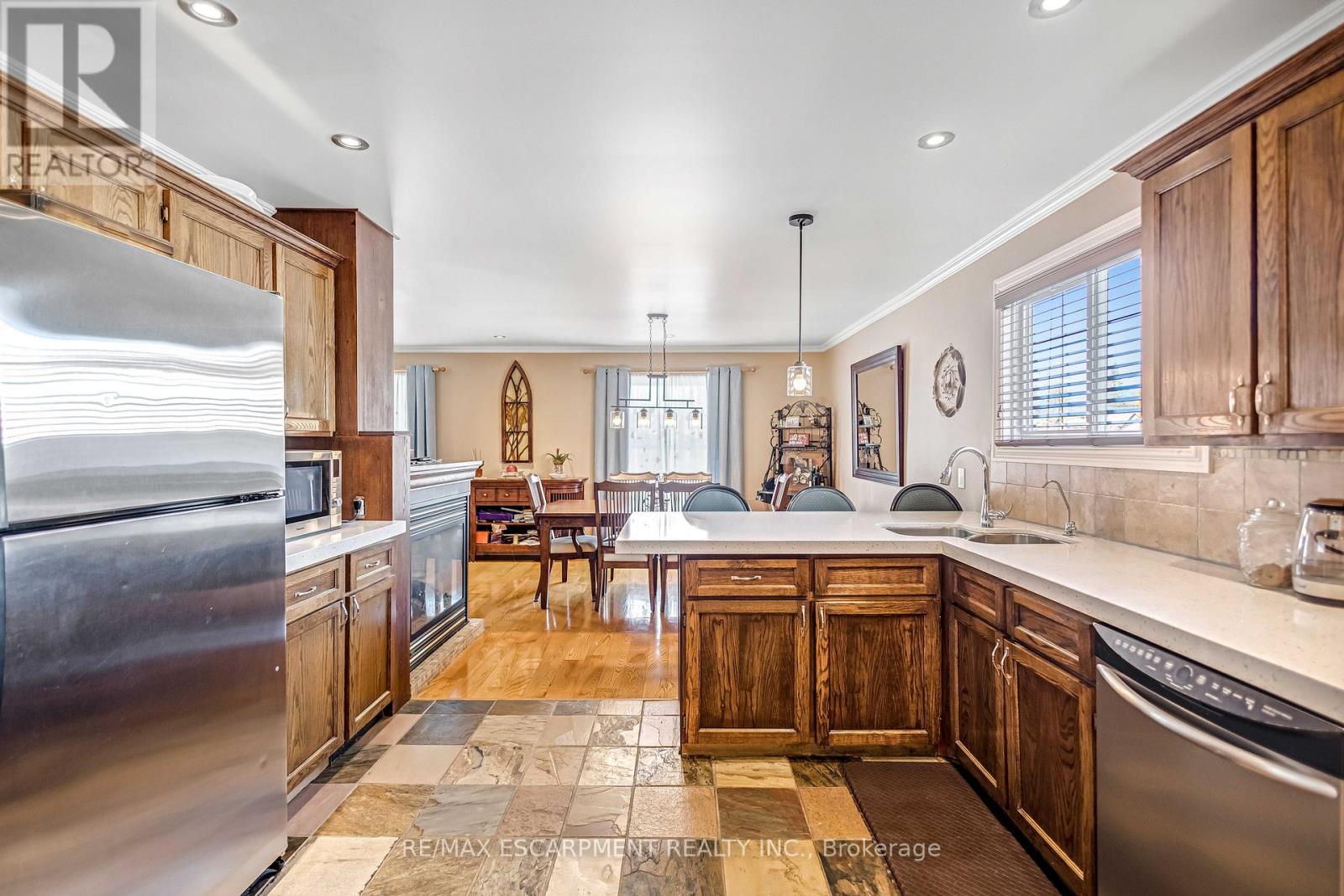 97 Kinross Street, Haldimand, Ontario  N3W 1J9 - Photo 15 - X12846488